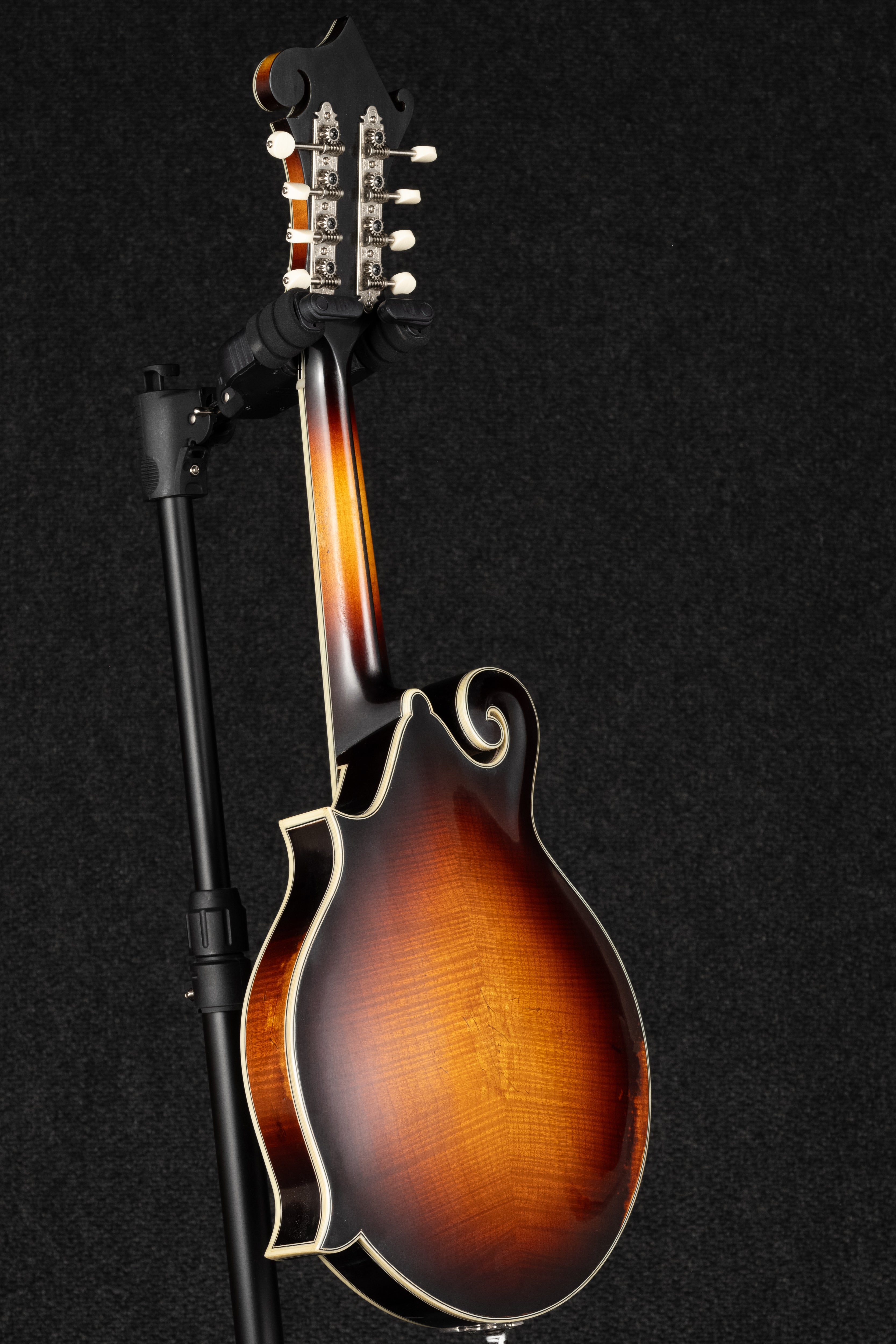 MD815/V-SB Mandolin