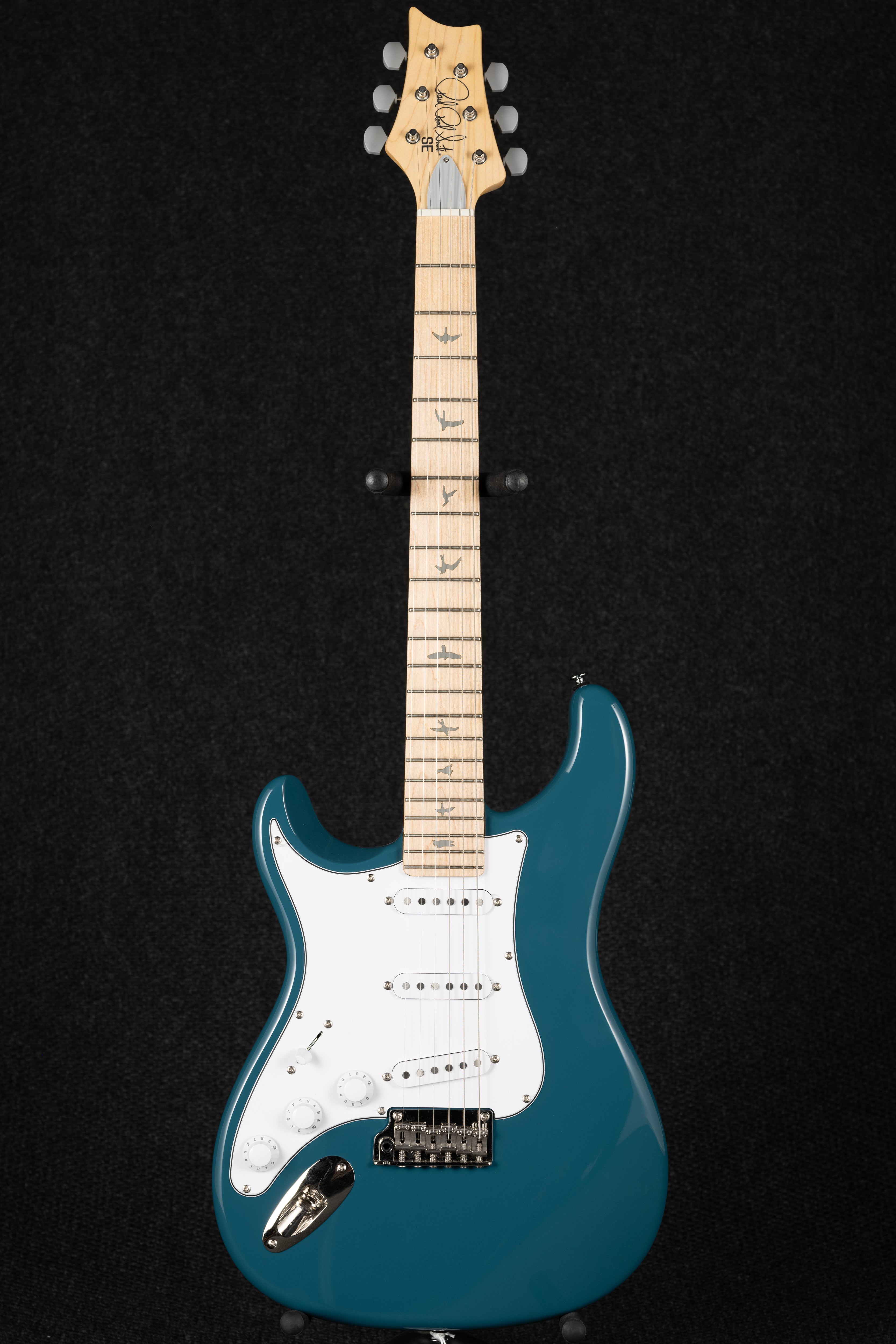 SE Silver Sky Left Handed - Nylon Blue