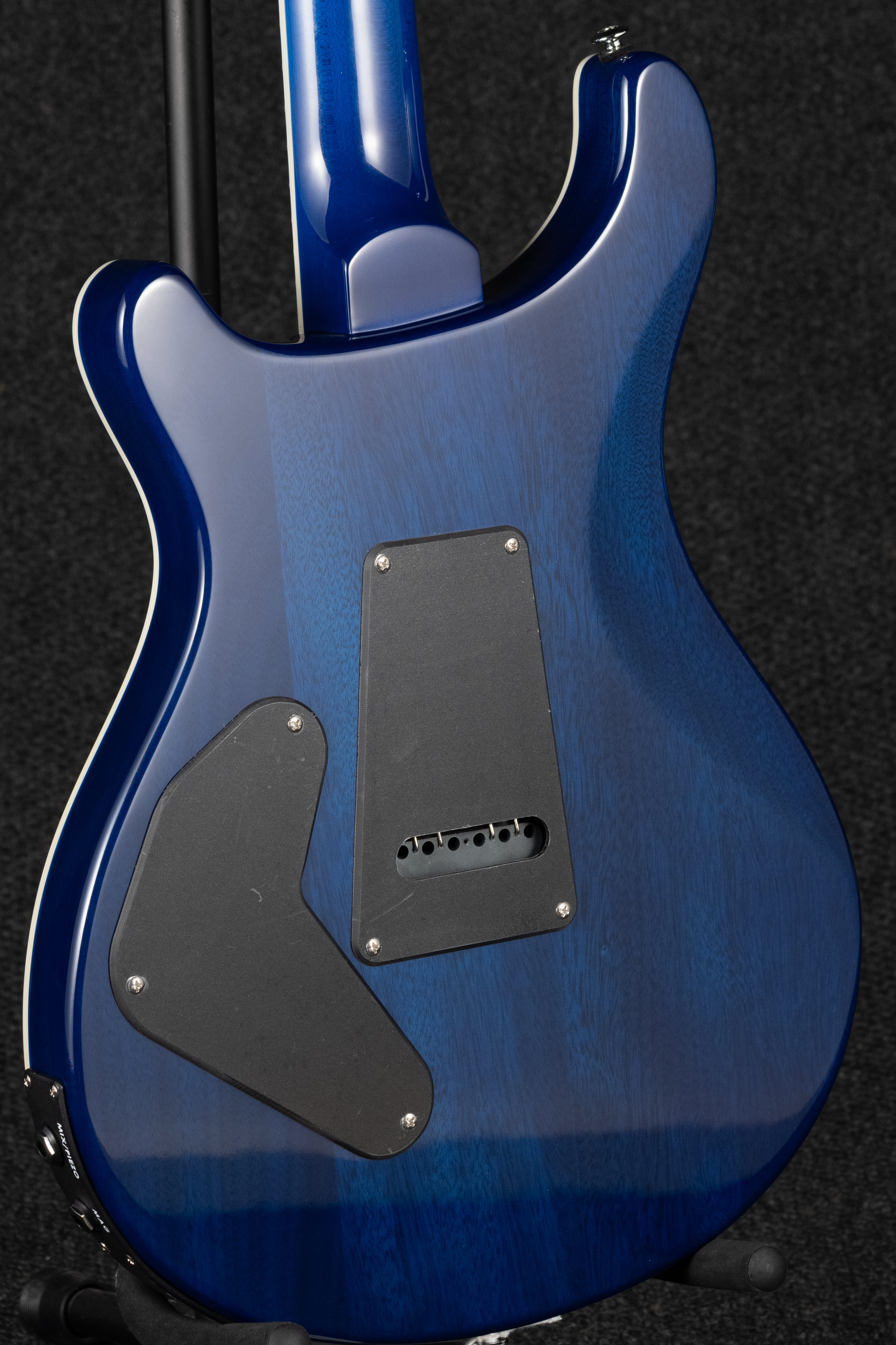 SE Custom 24 Semi-Hollow Piezo - Lake Blue