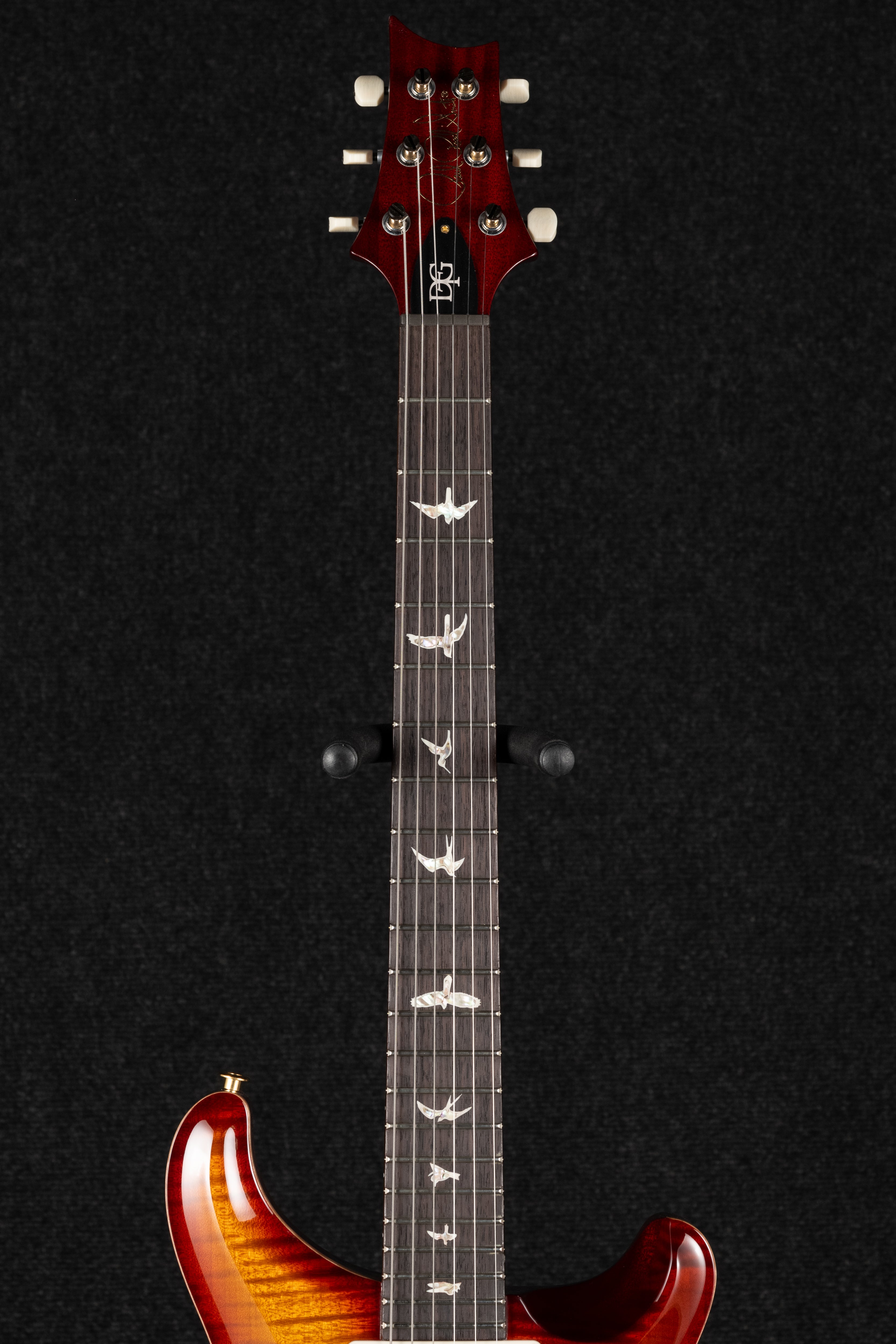 DGT 10-Top Birds - Dark Cherry Burst