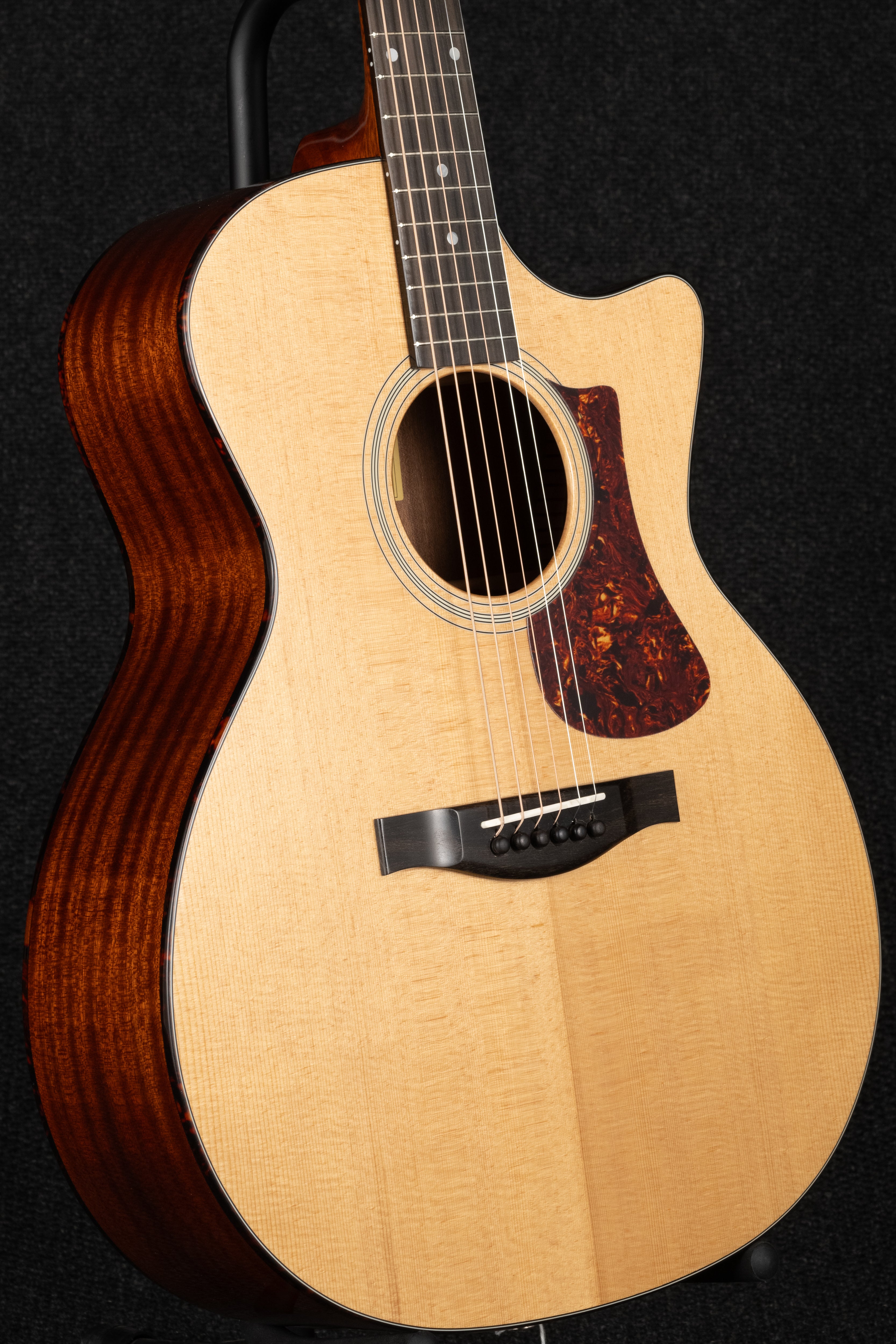 AC122-1CE-DLX - Natural