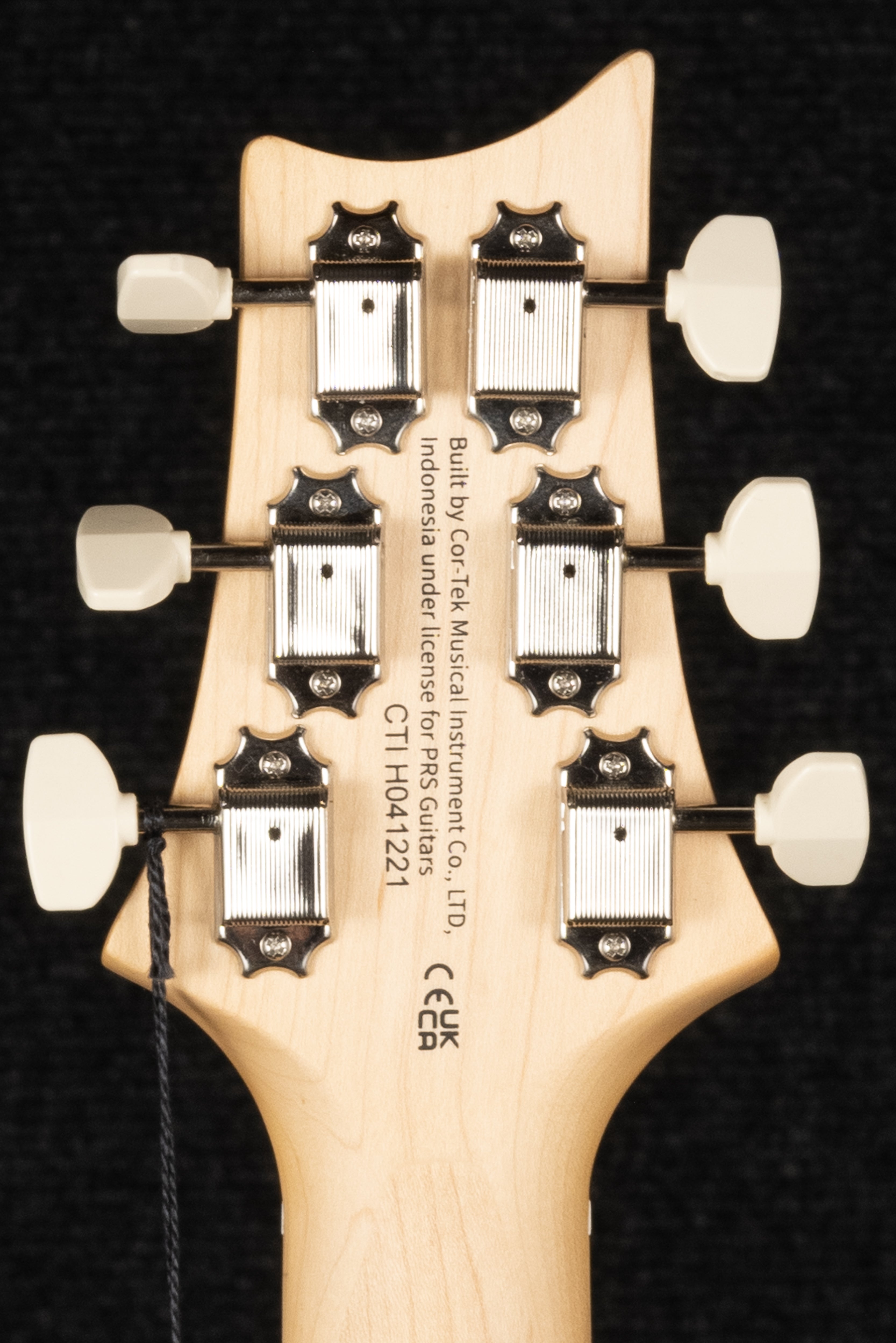 SE NF 53 - White Dog Hair