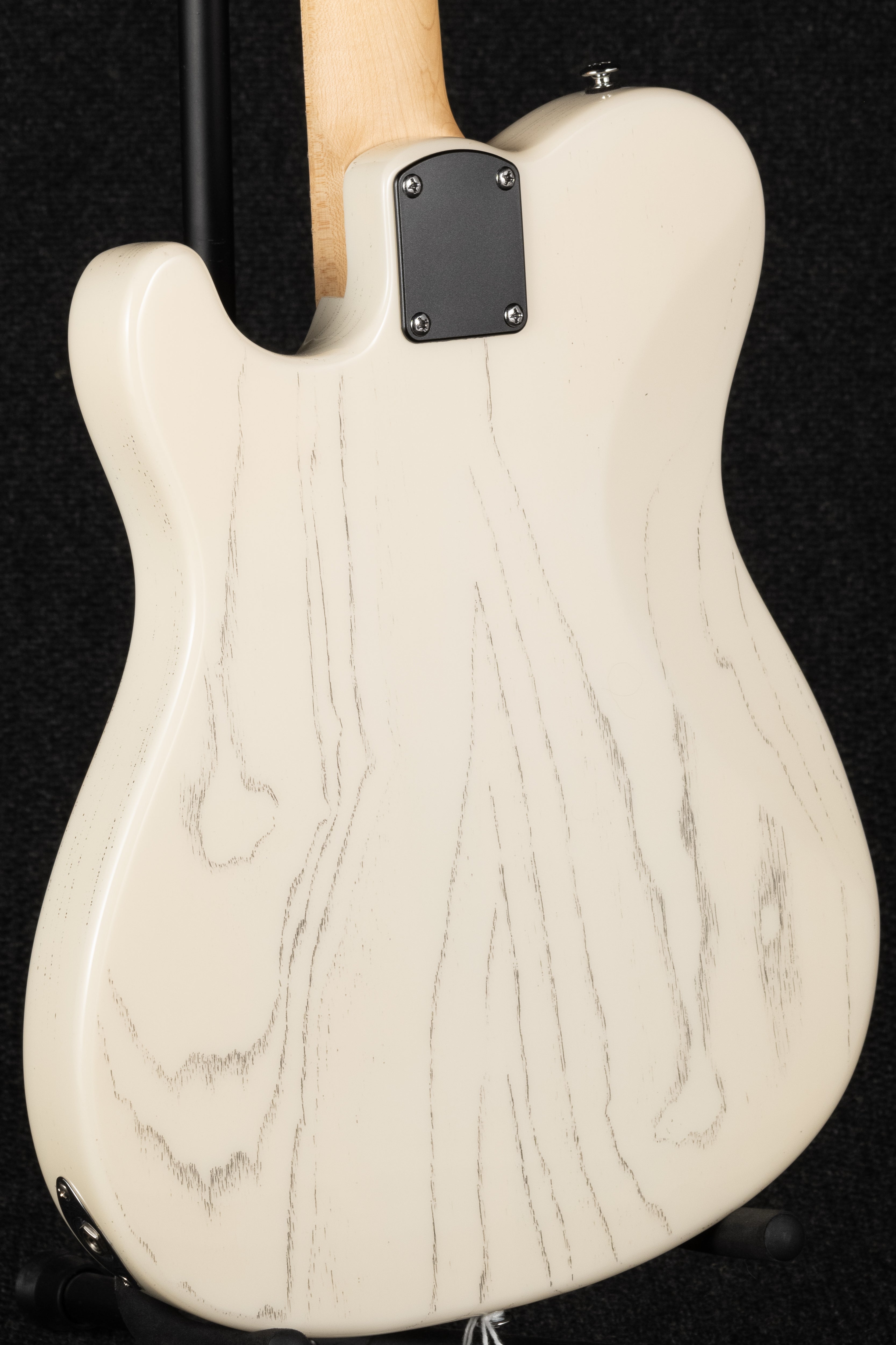 SE NF 53 - White Dog Hair