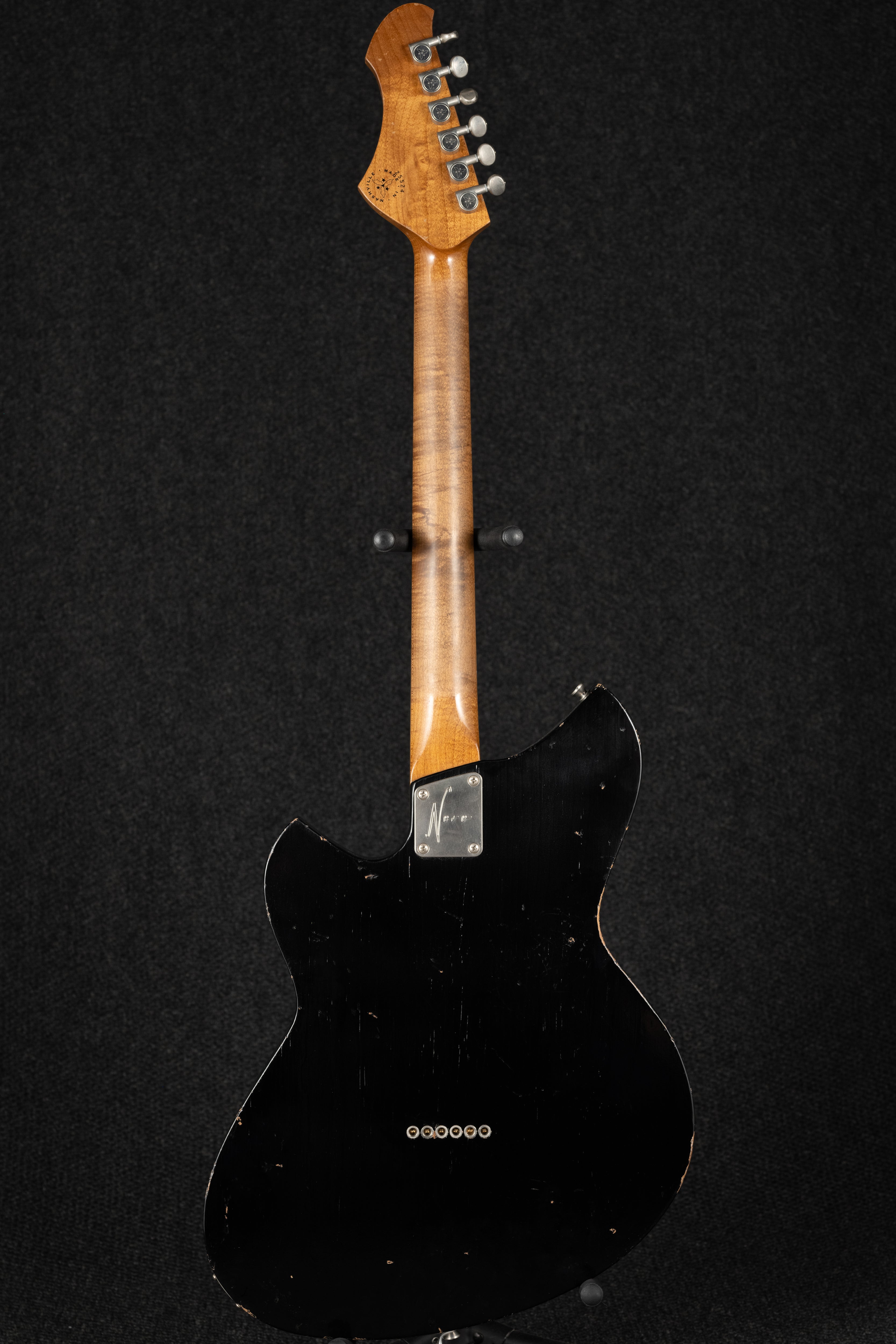 Serus T - Bull Black Light Distress