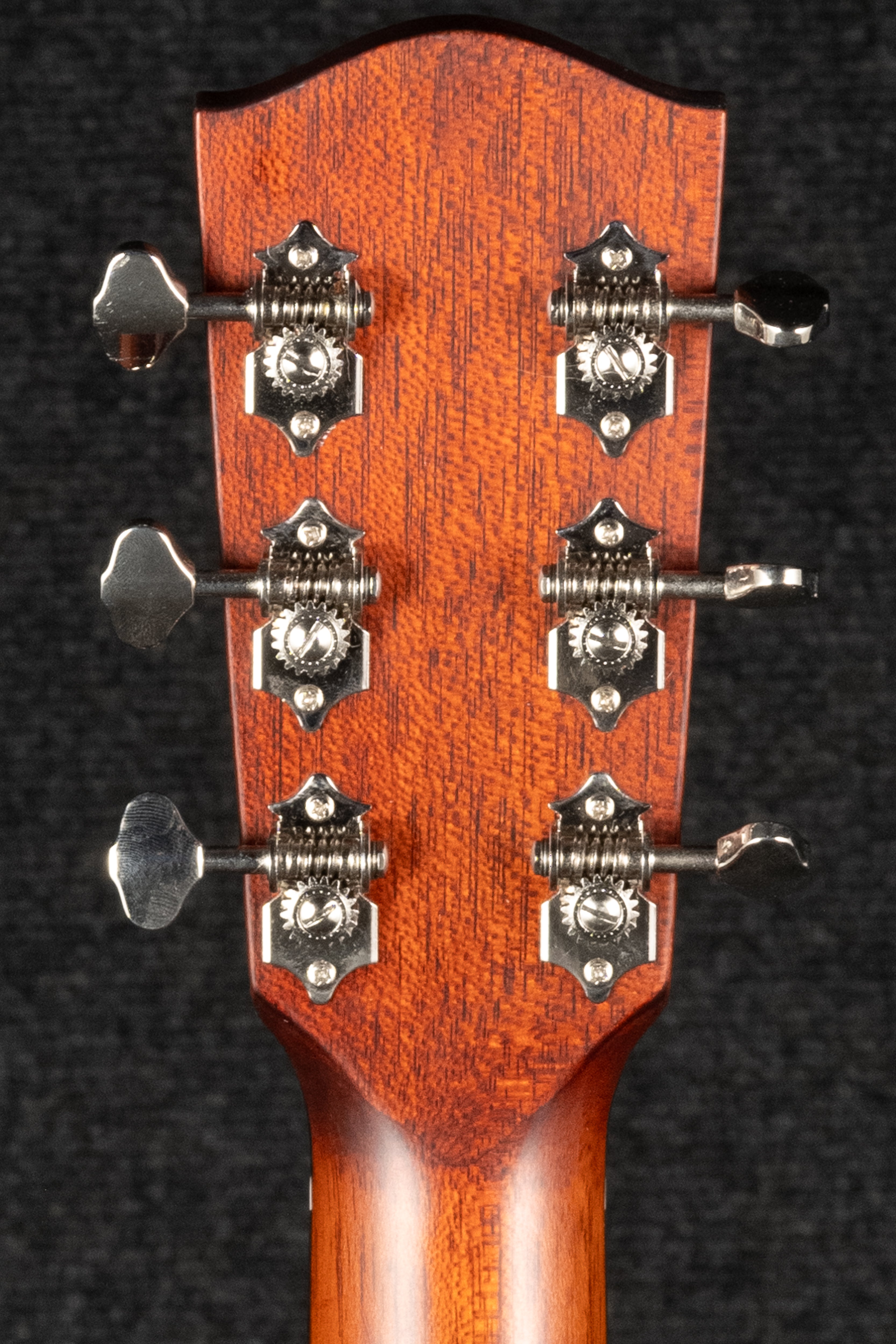 E1SS-DLX-SB Dreadnaught - Sunburst