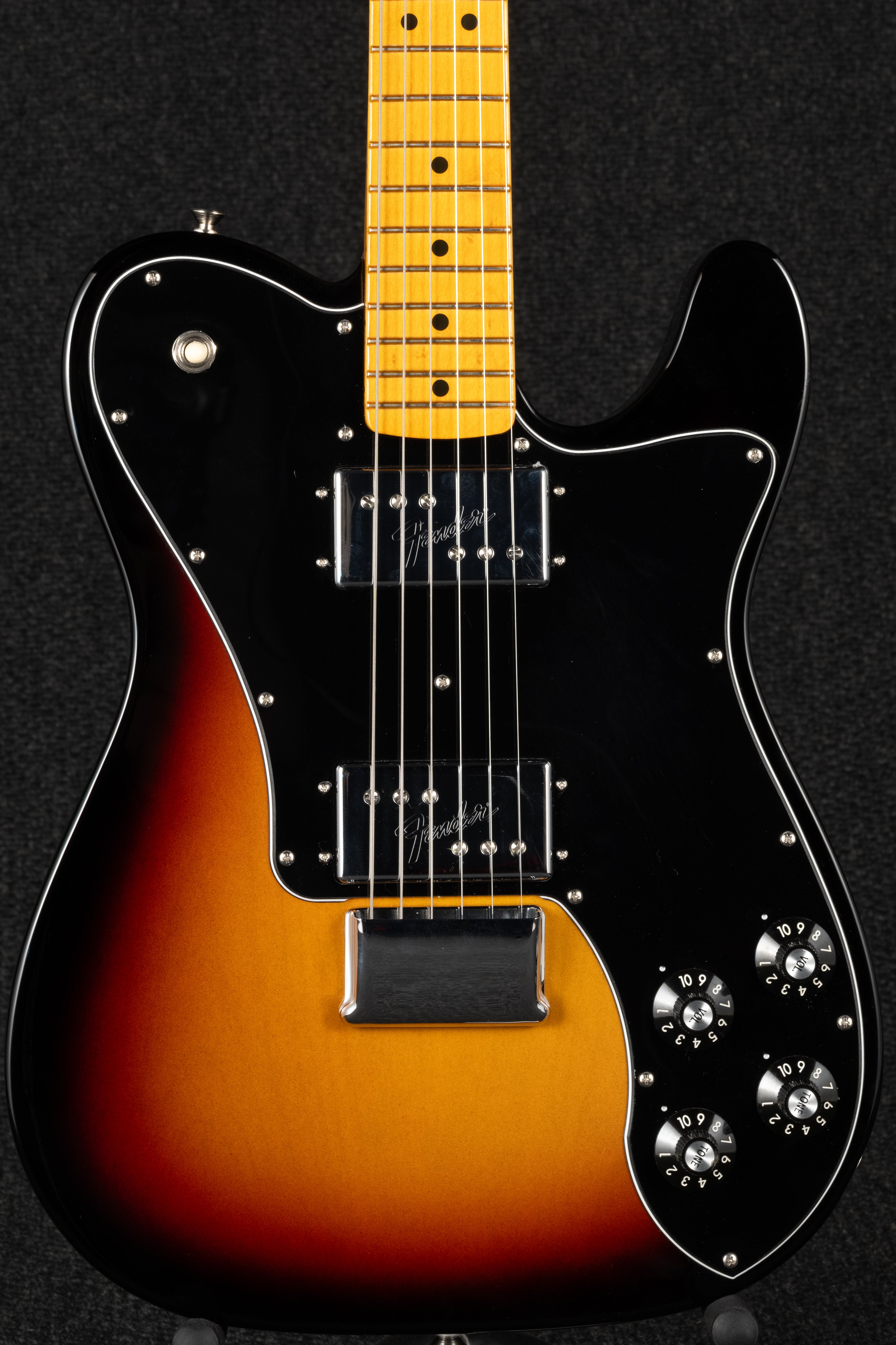 AV II 1975 Telecaster Deluxe - Sunburst