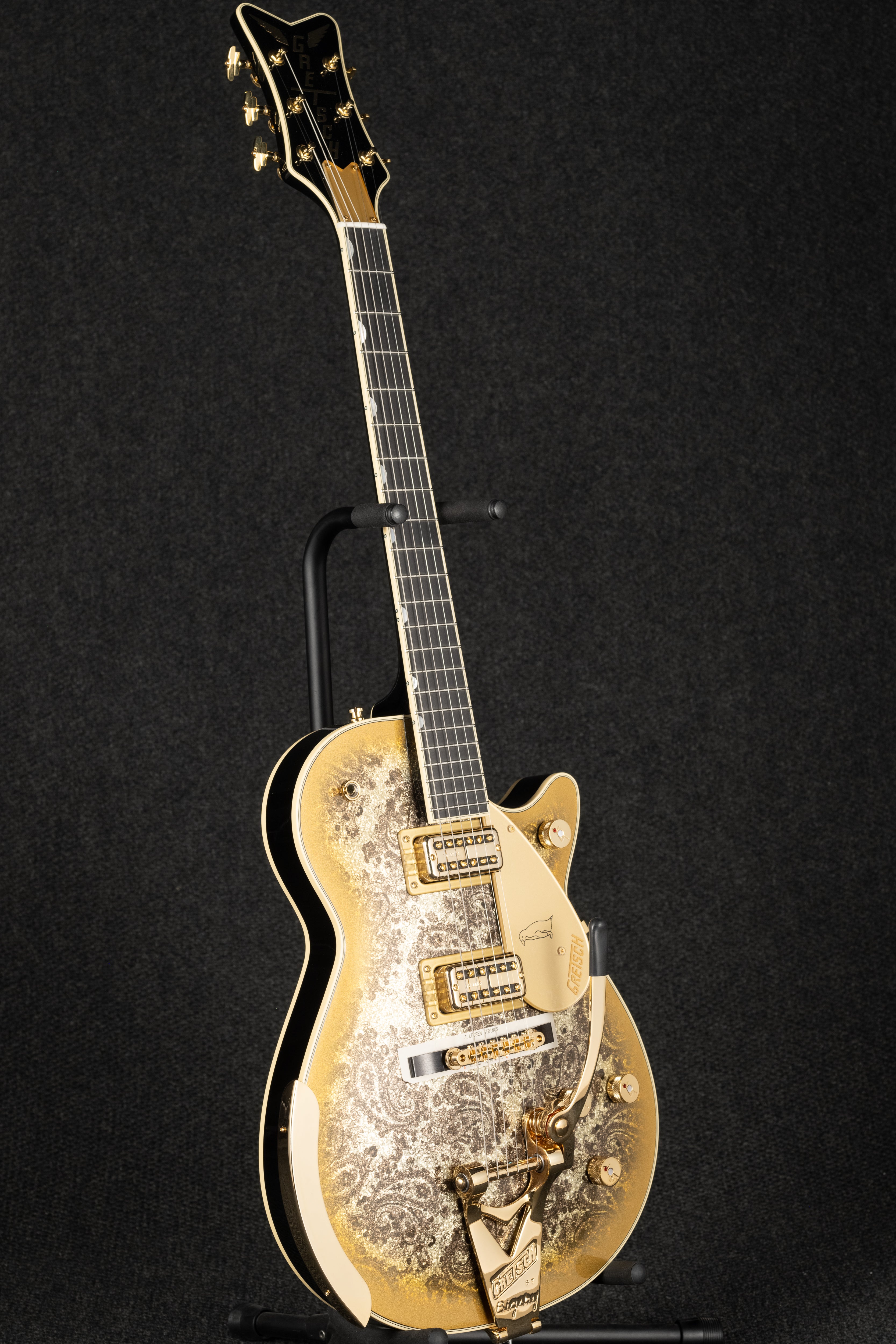 G6134TG Paisley Penguin - Gold Paisley Burst