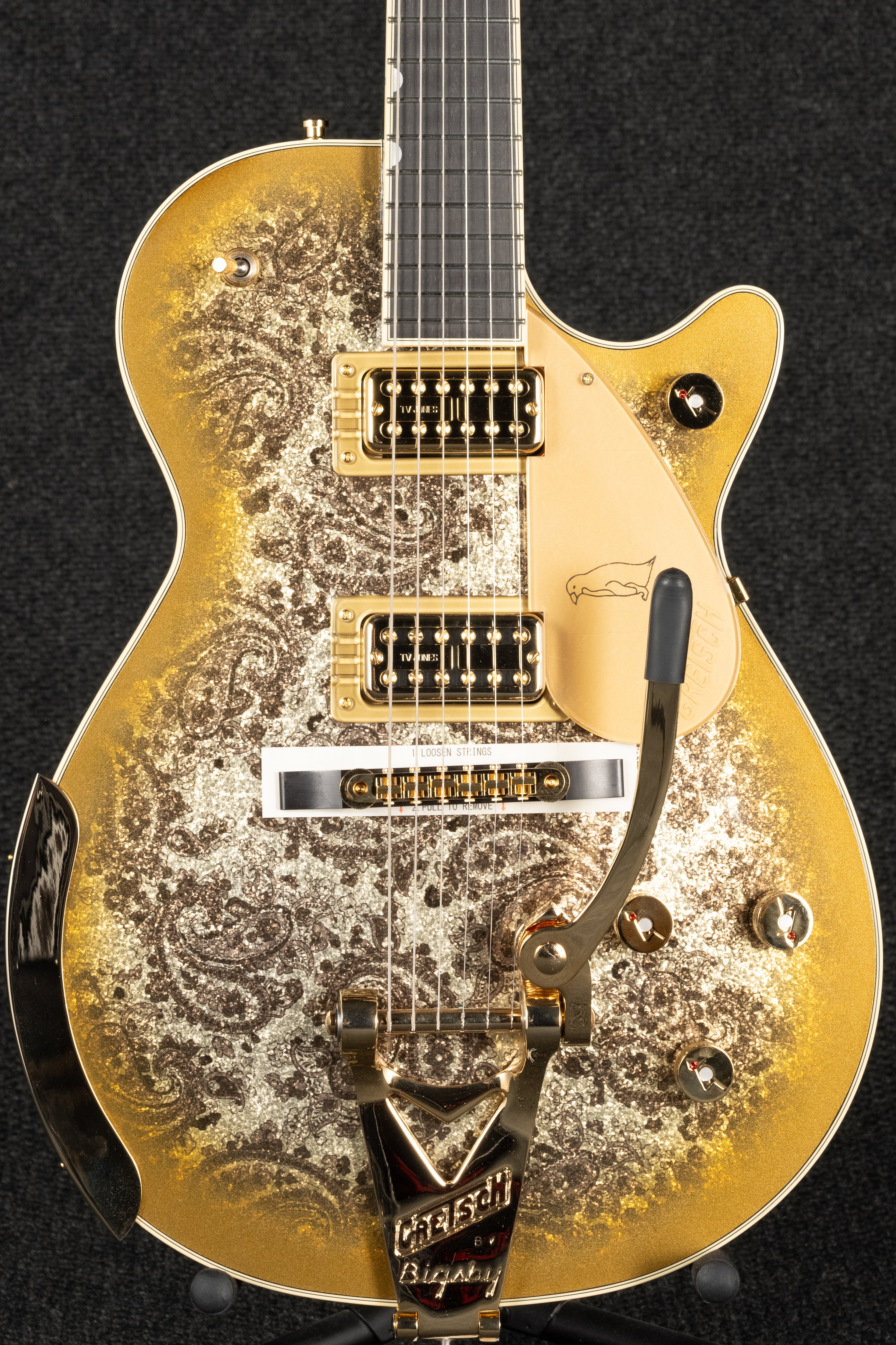 G6134TG Paisley Penguin - Gold Paisley Burst