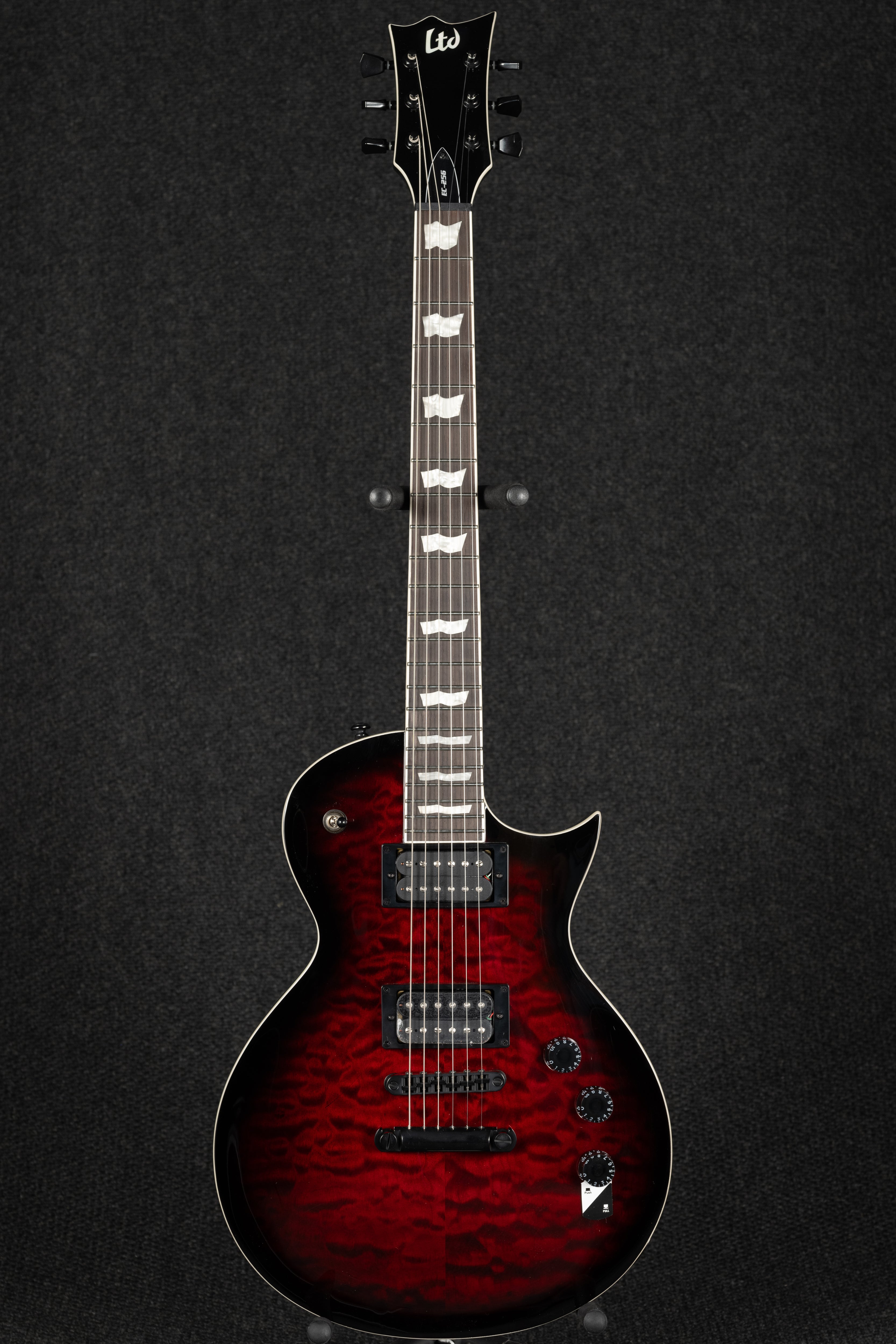 EC-256 - Quilted Maple See Thru Black Cherry Sunburst