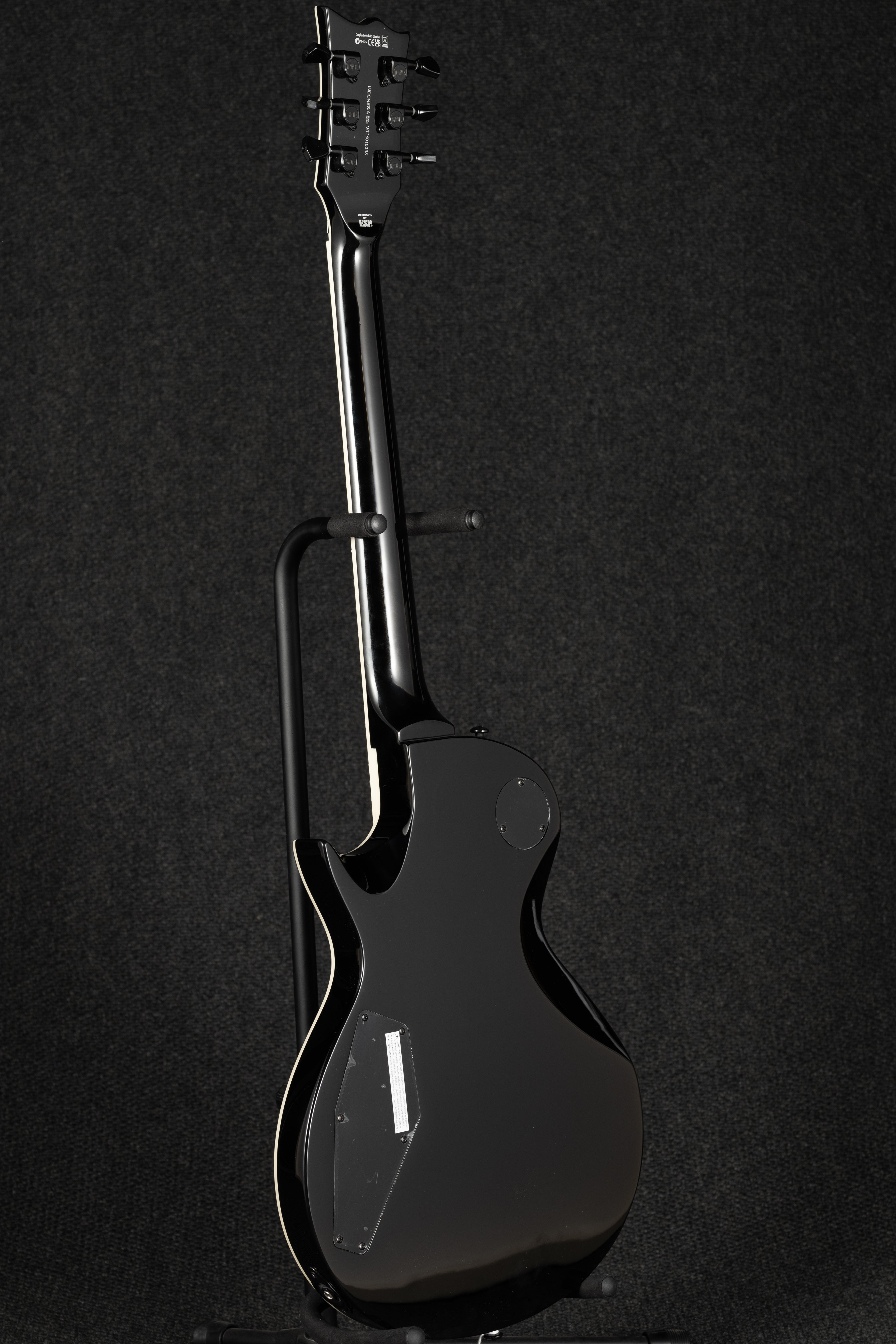 EC-256 - Quilted Maple See Thru Black Cherry Sunburst