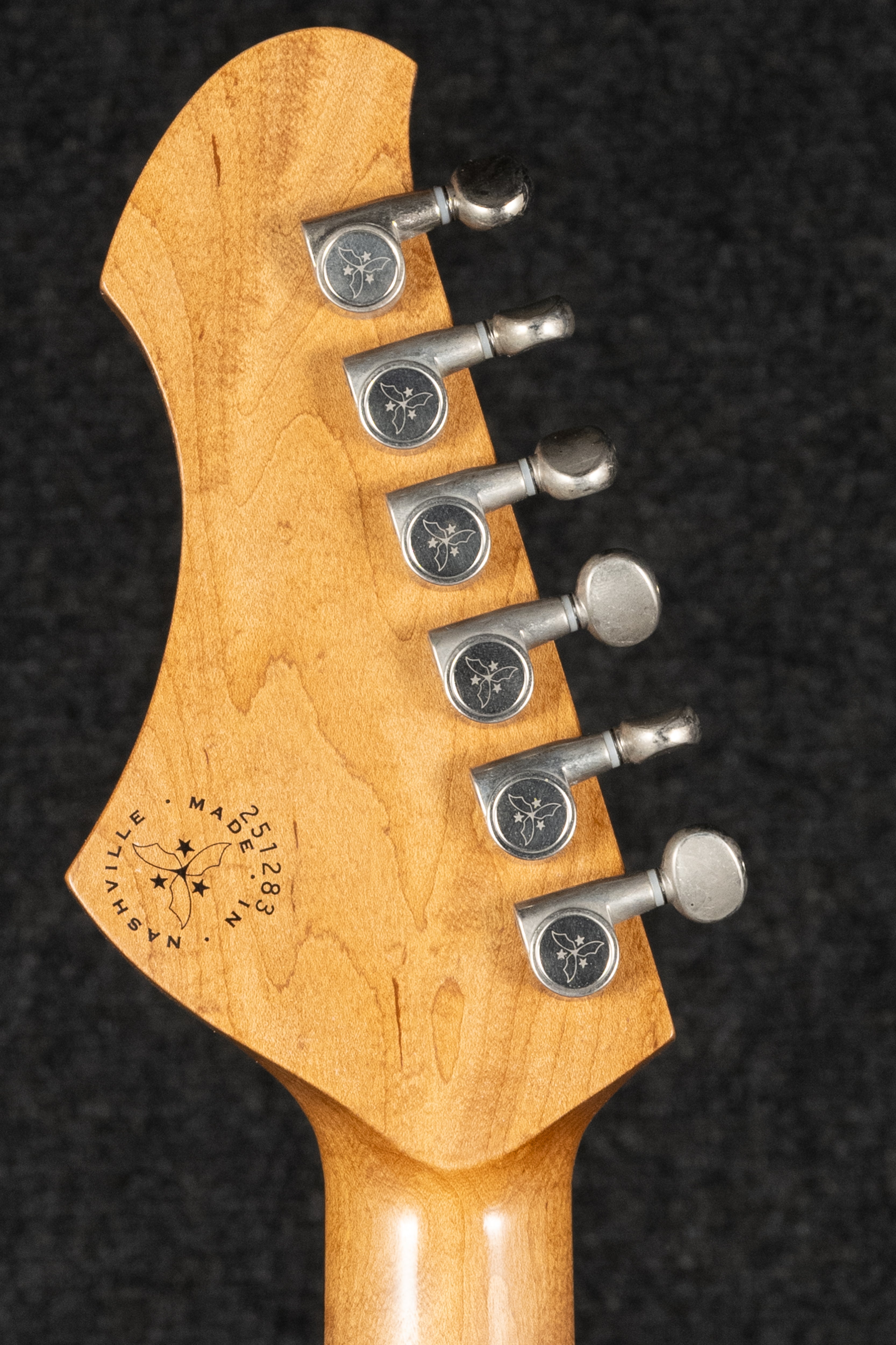 Novo Miris J - Purple Stranger