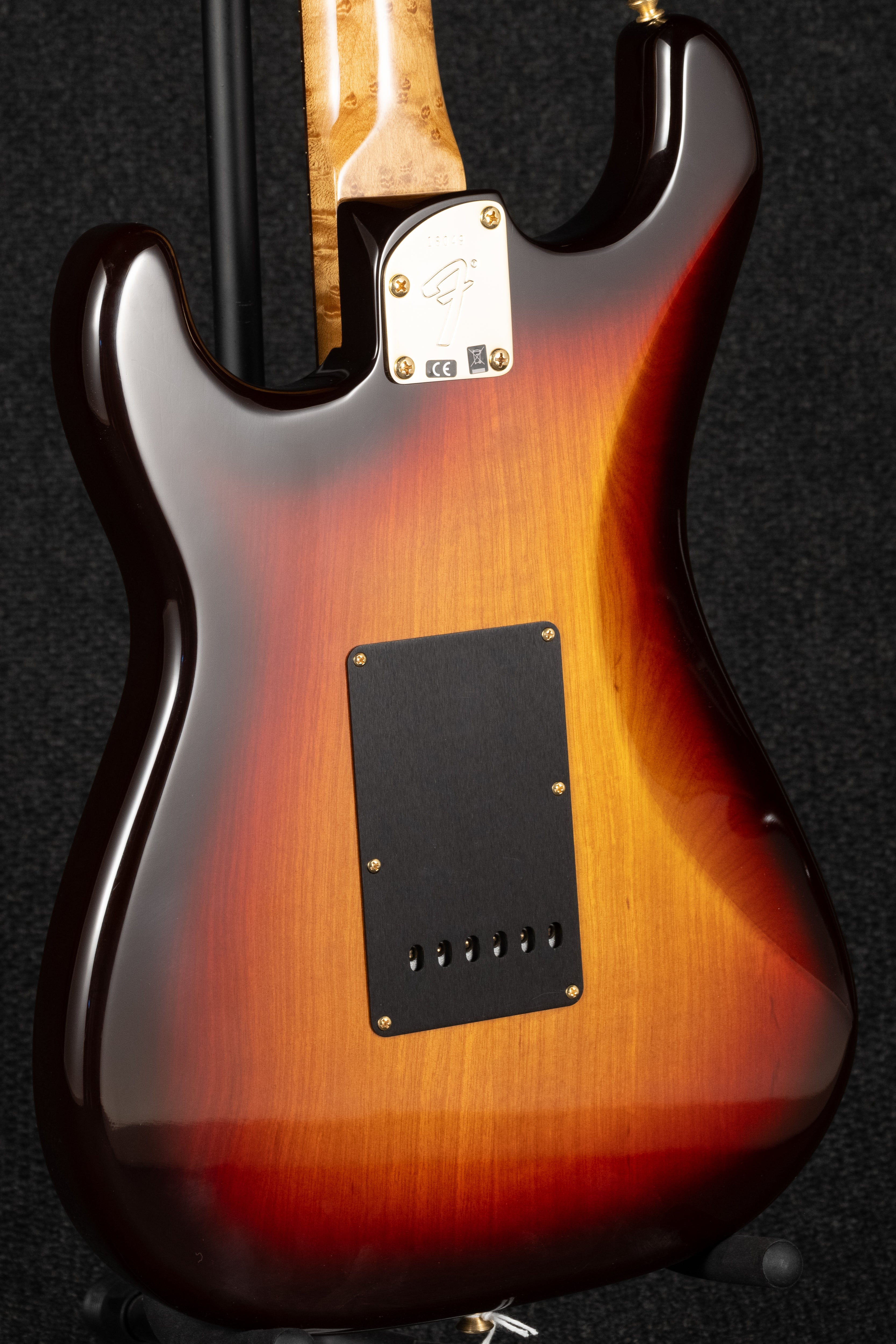 American Custom Strat Roasted Birdseye - 2-Tone Sunburst
