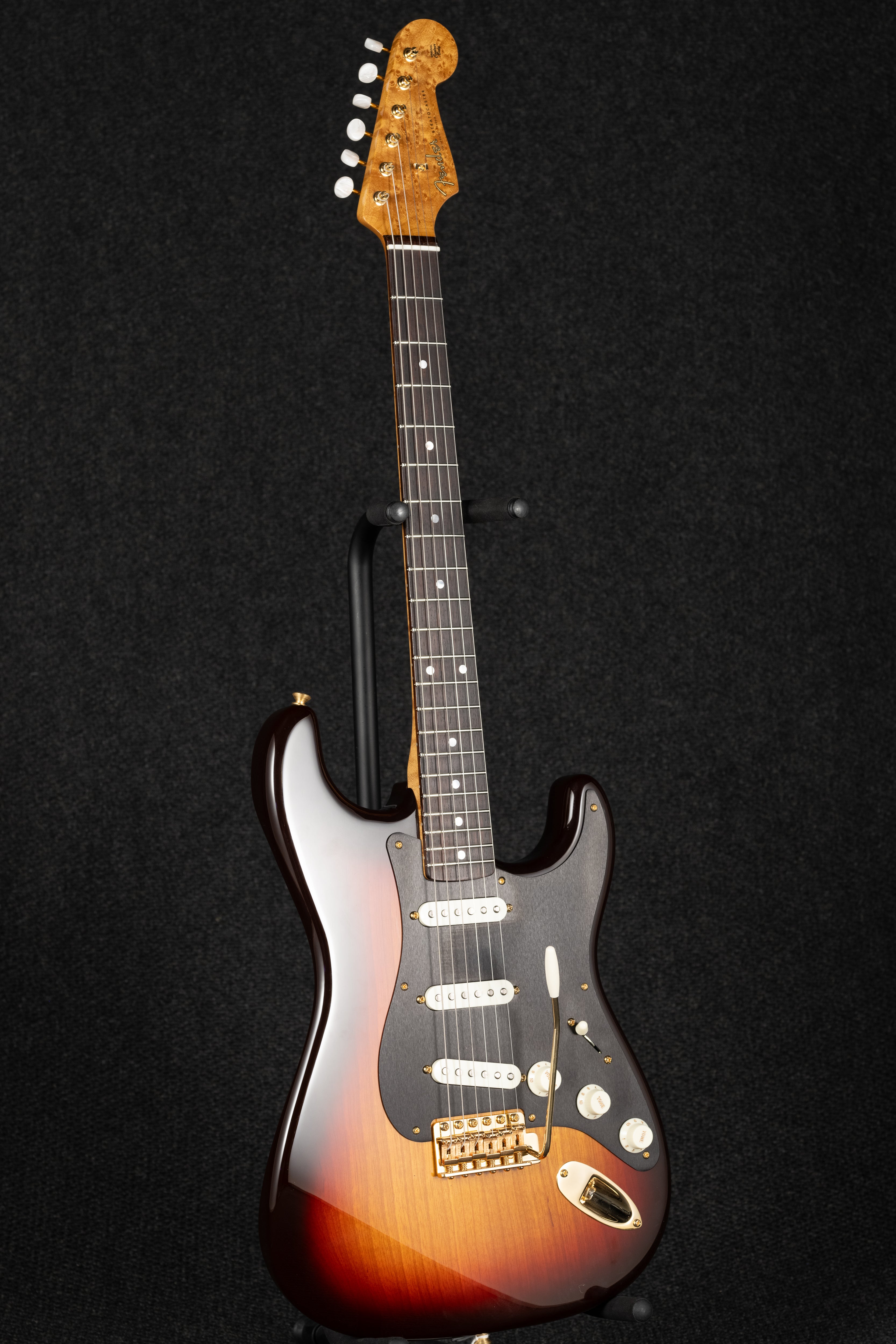 American Custom Strat Roasted Birdseye - 2-Tone Sunburst