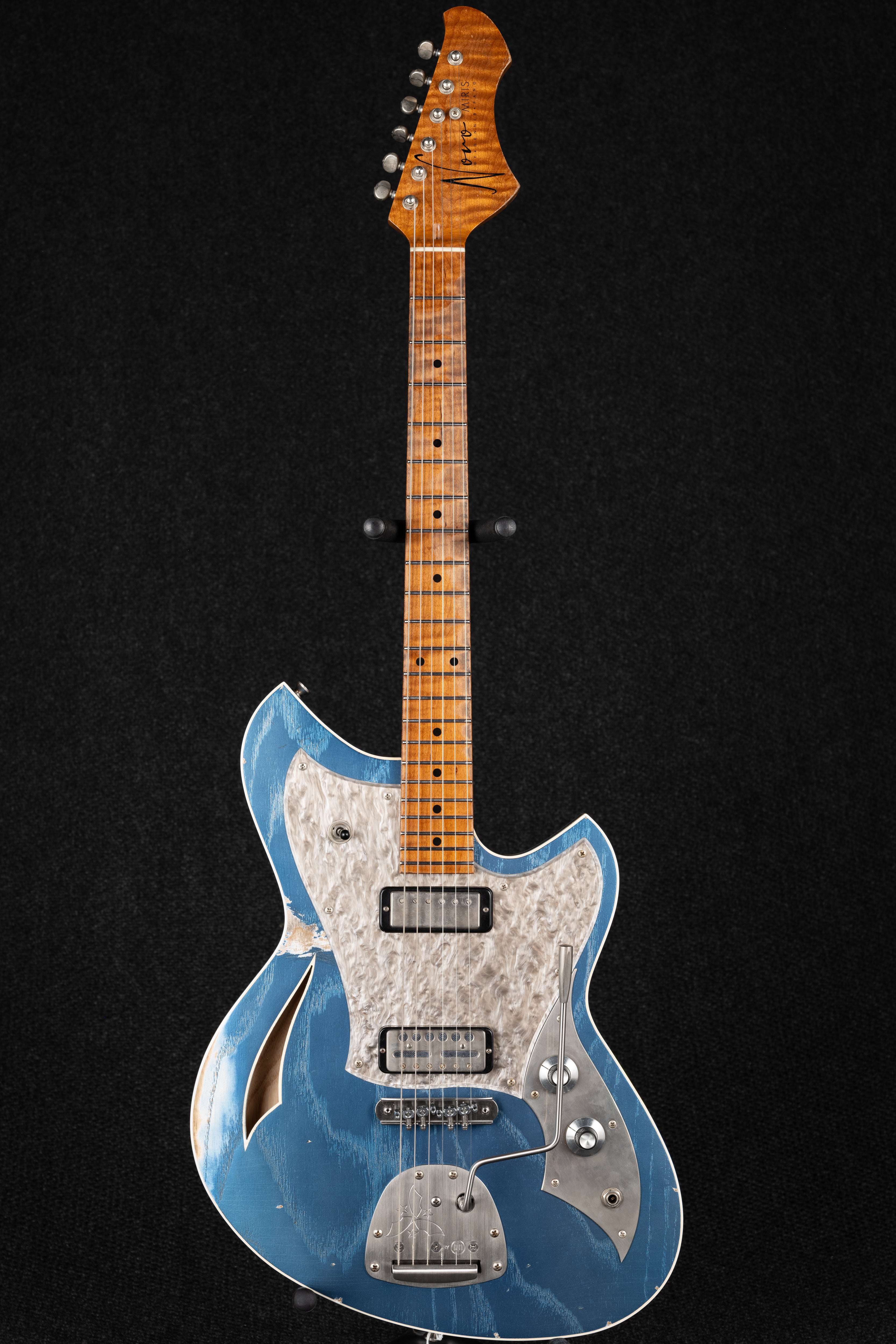 Mirus J Limited Edition - Candy Apple Blue