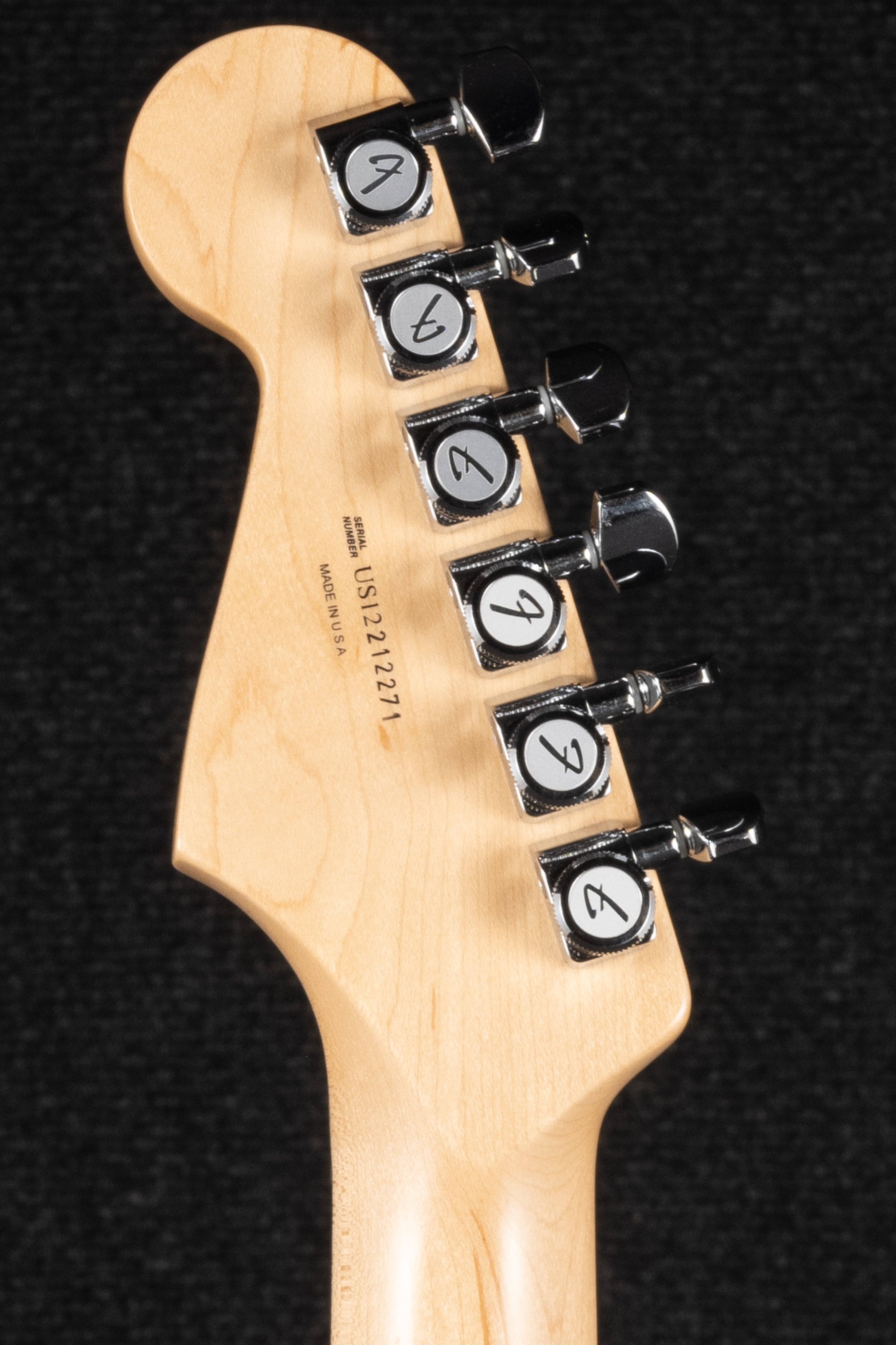 American Deluxe Ash Stratocaster - Wine Transparent