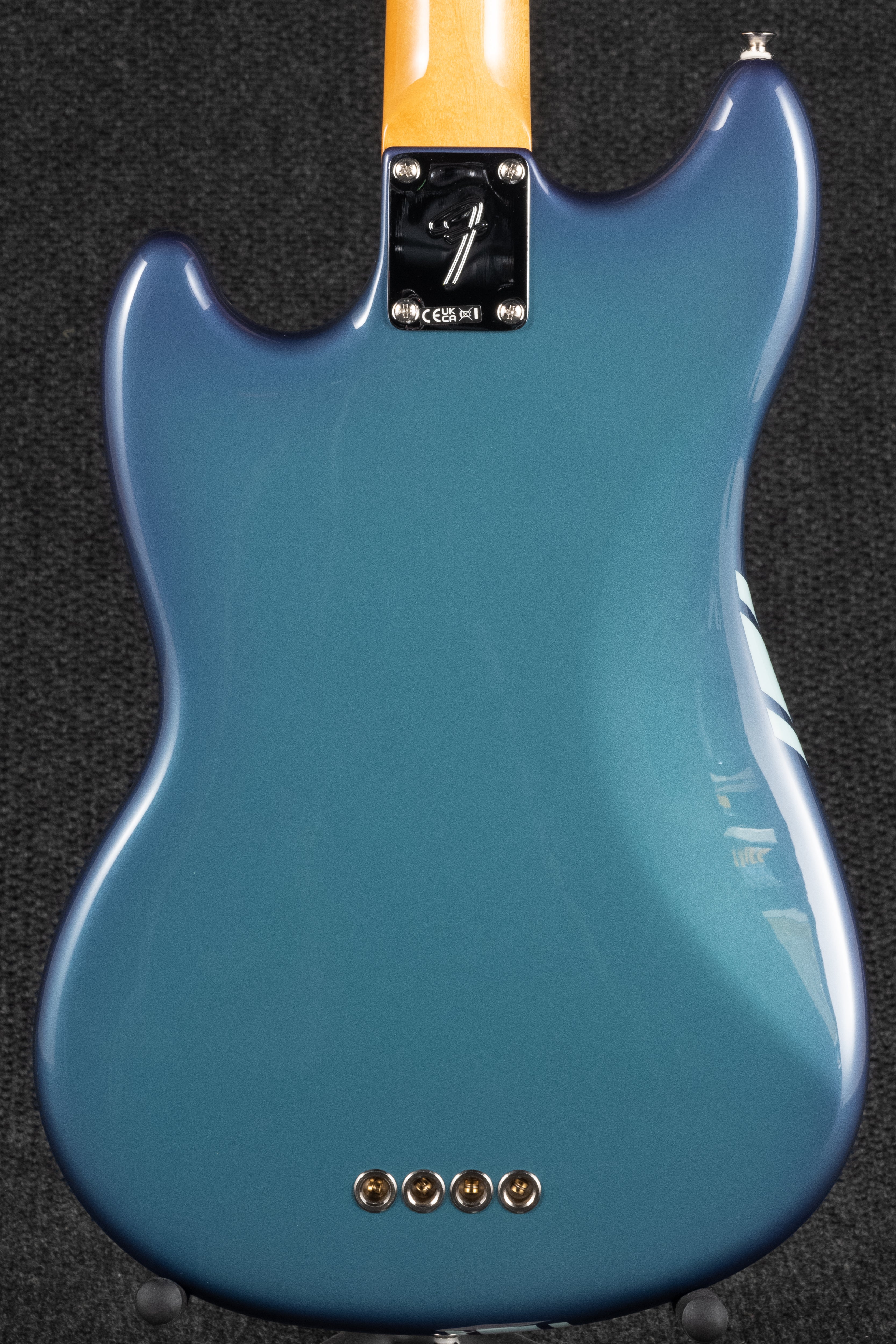 Vintera II '70s Mustang Bass - Competition Burgundy