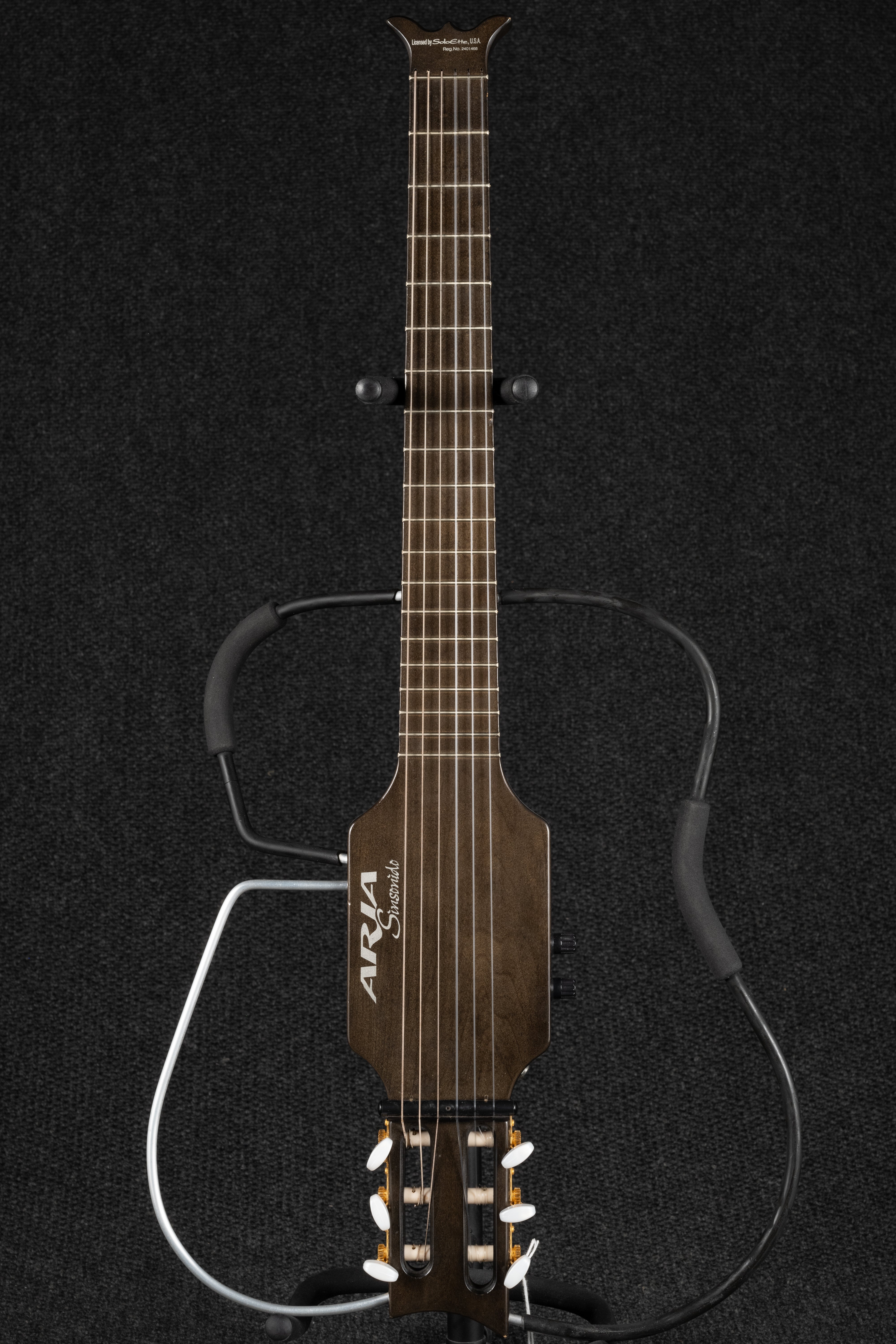 Aria Sinsonido "Silent" Classical