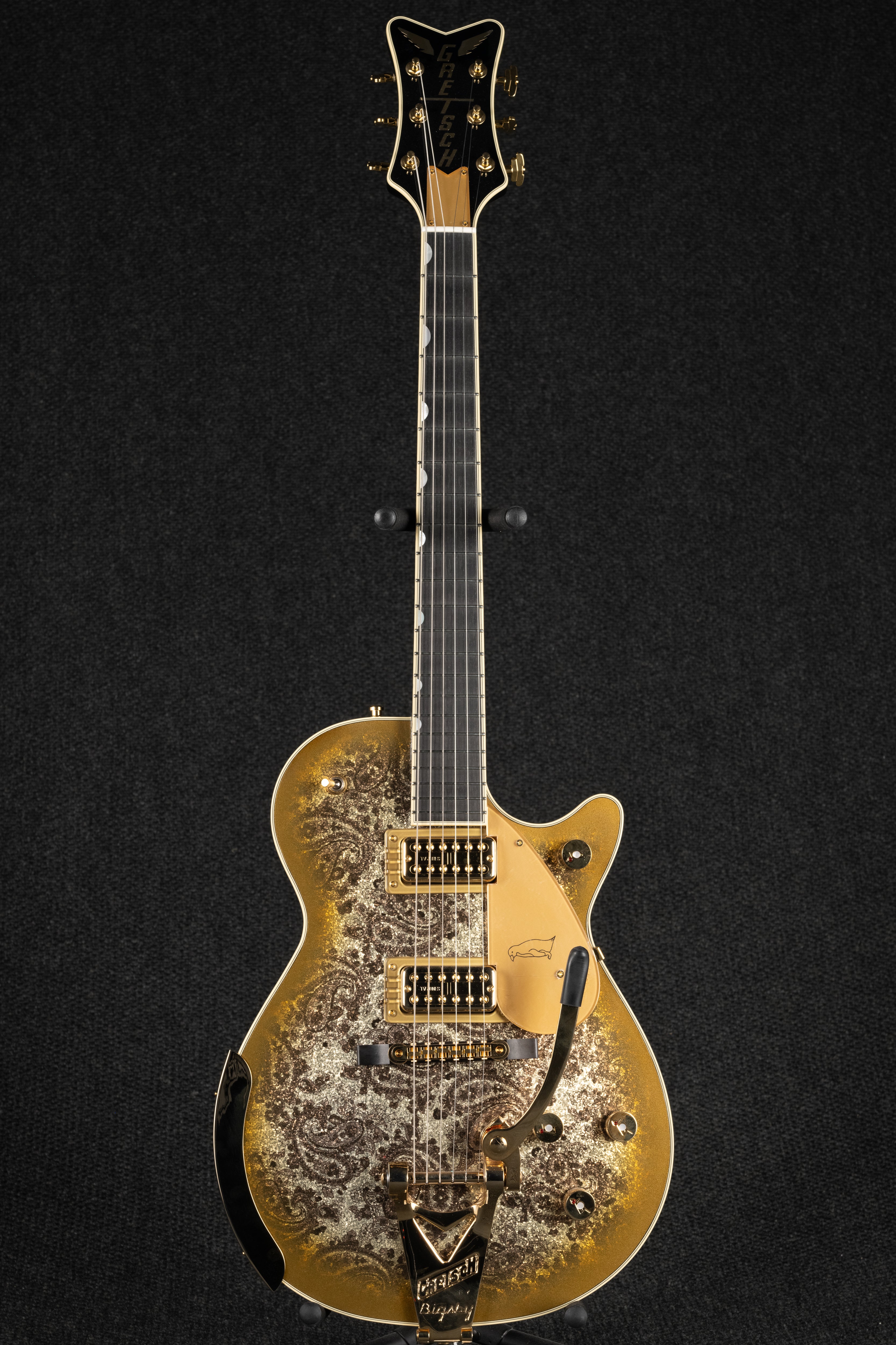 G6134TG Paisley Penguin - Gold Paisley Burst