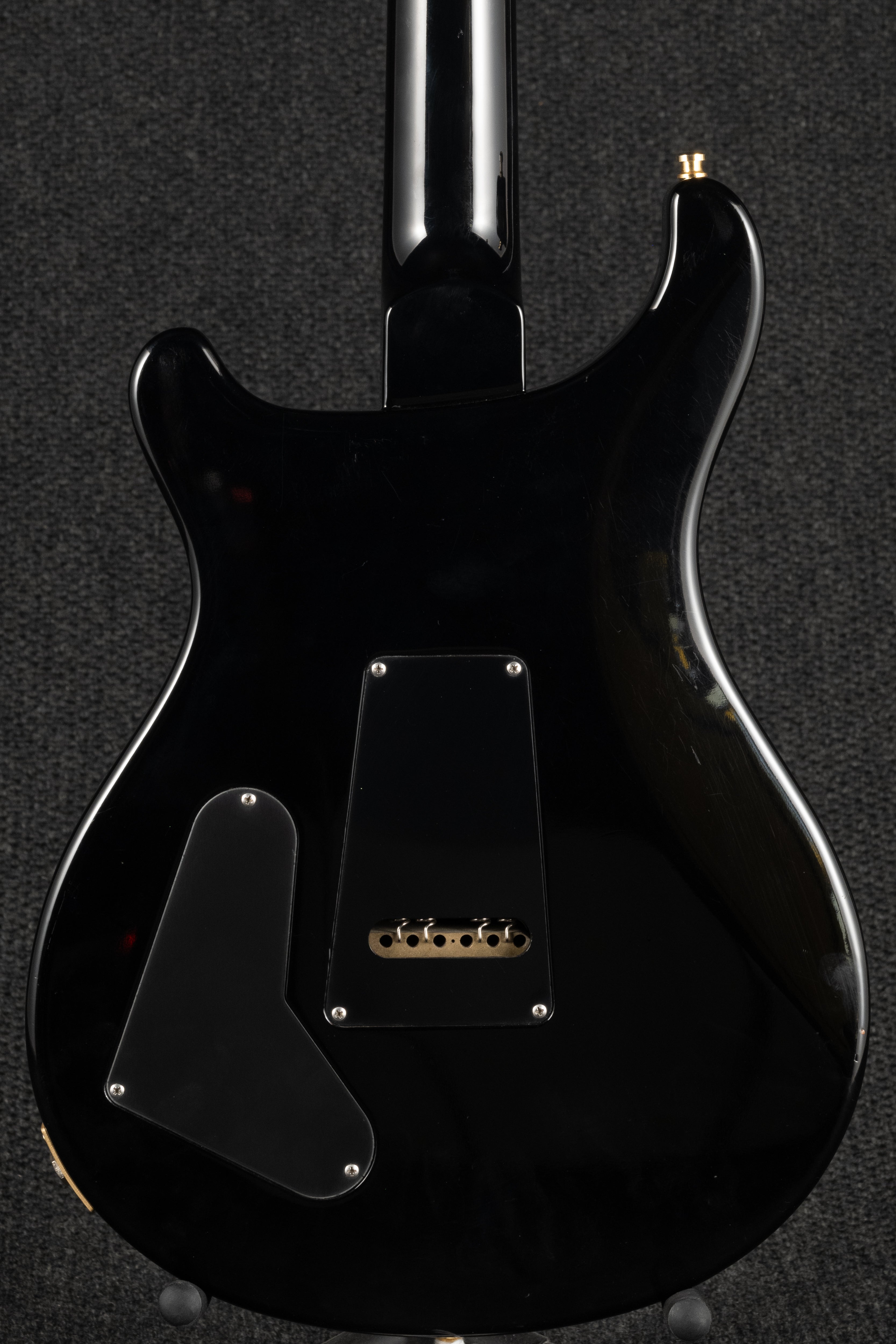 Custom 22 Black Sunburst 10 Top