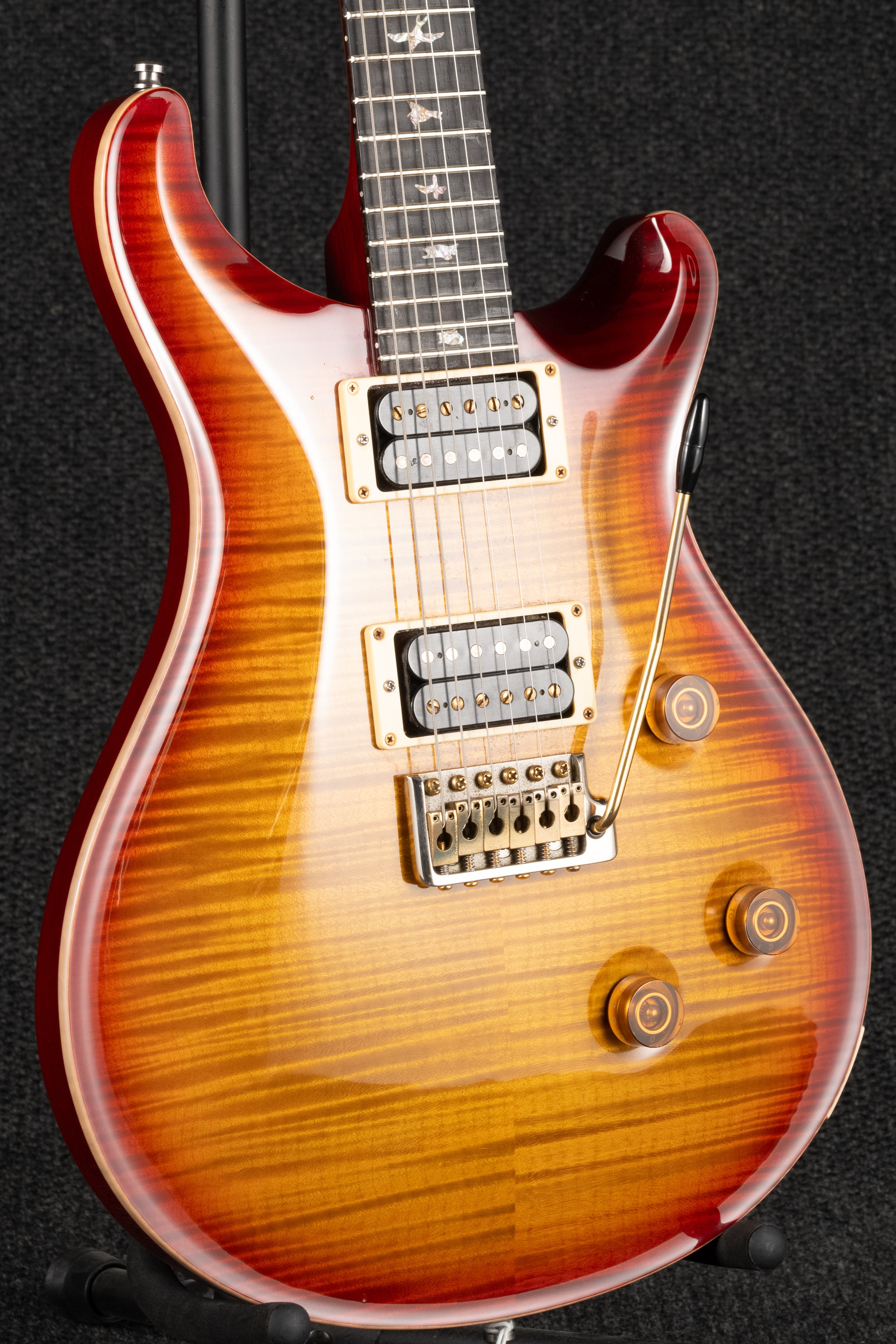 2003 Custom 24 Brazilian 10 Top 93/500 - Sunburst