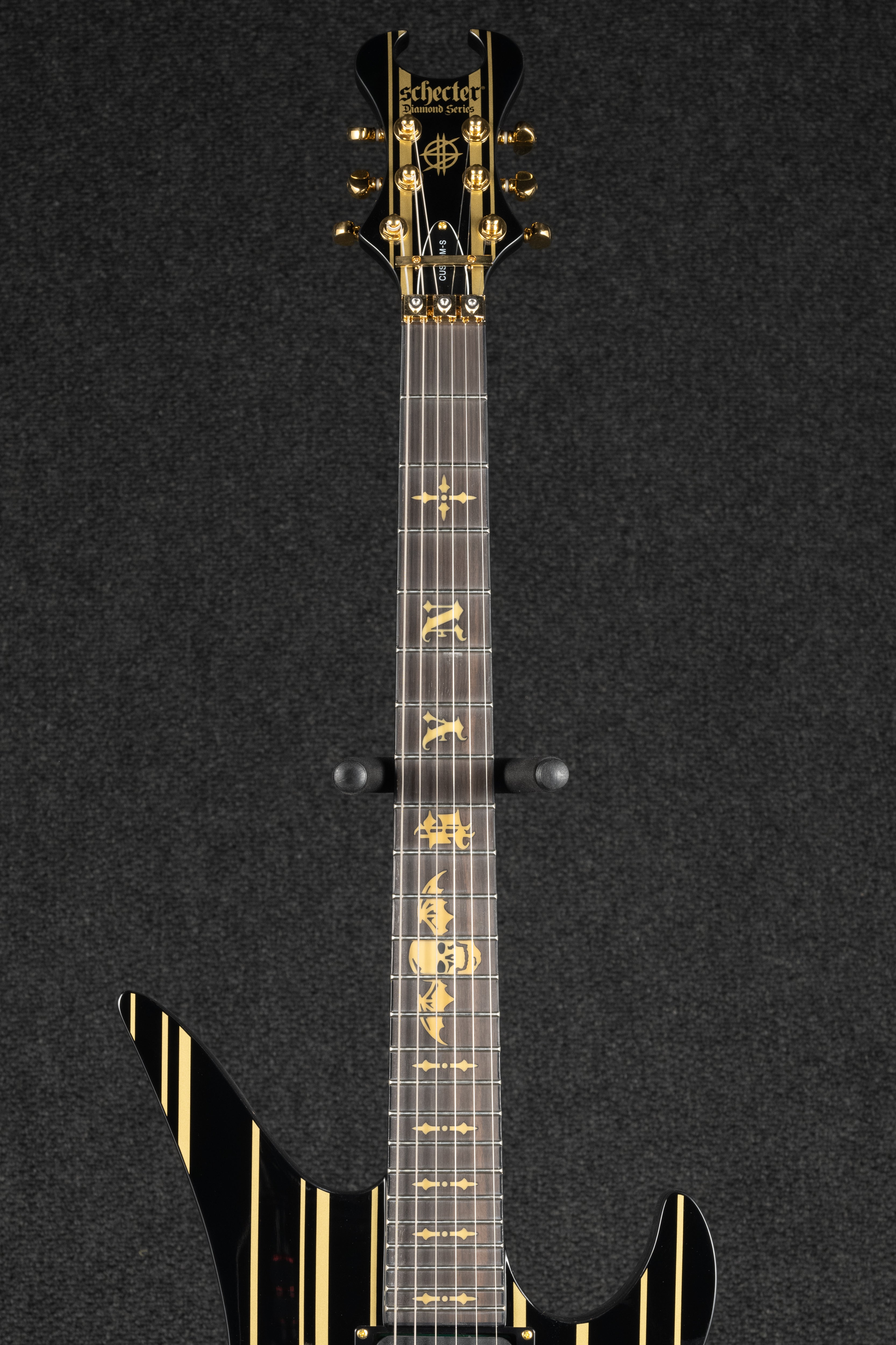 Synyster Custom-S - Gloss Black with Gold Pinstripes