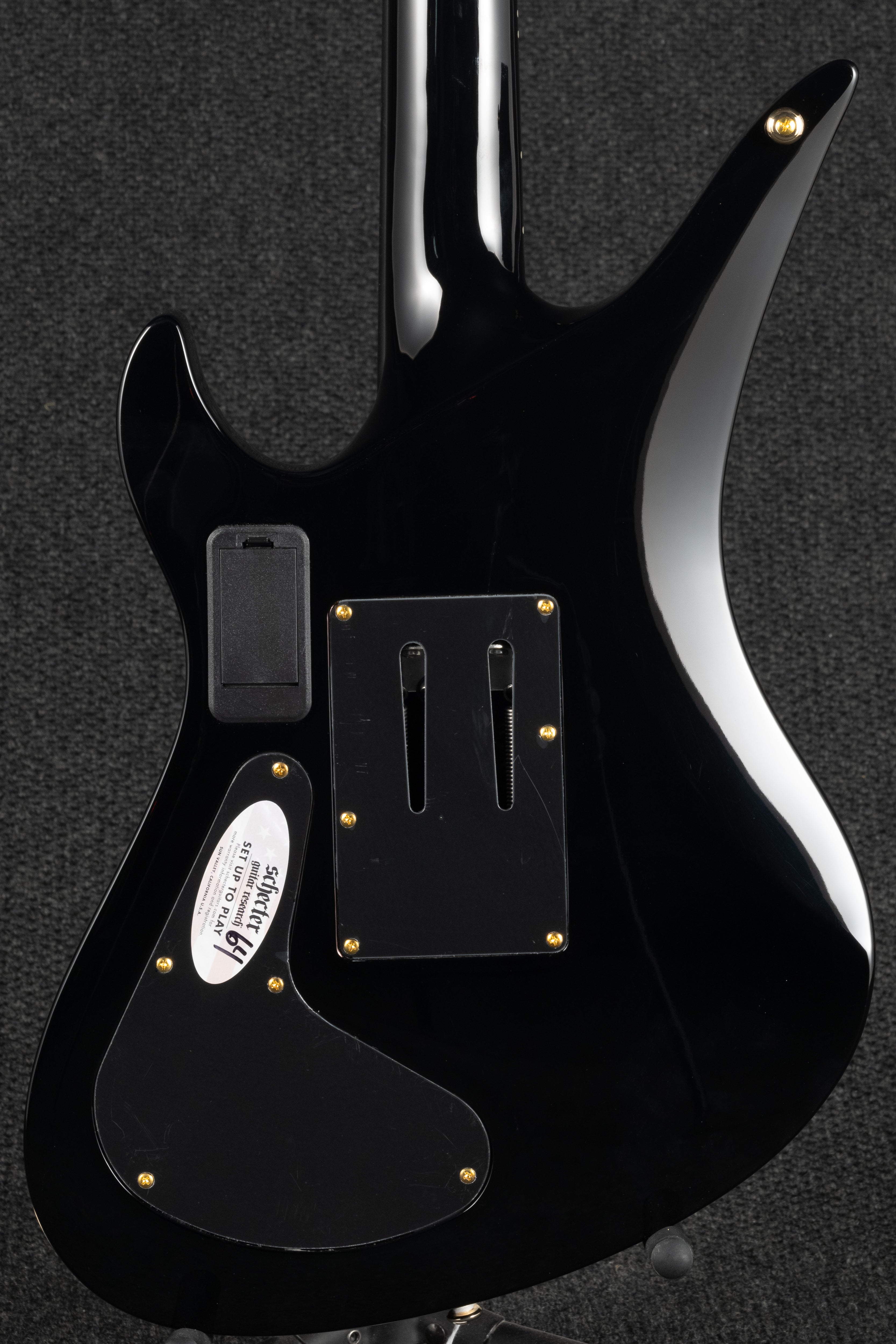 Synyster Custom-S - Gloss Black with Gold Pinstripes