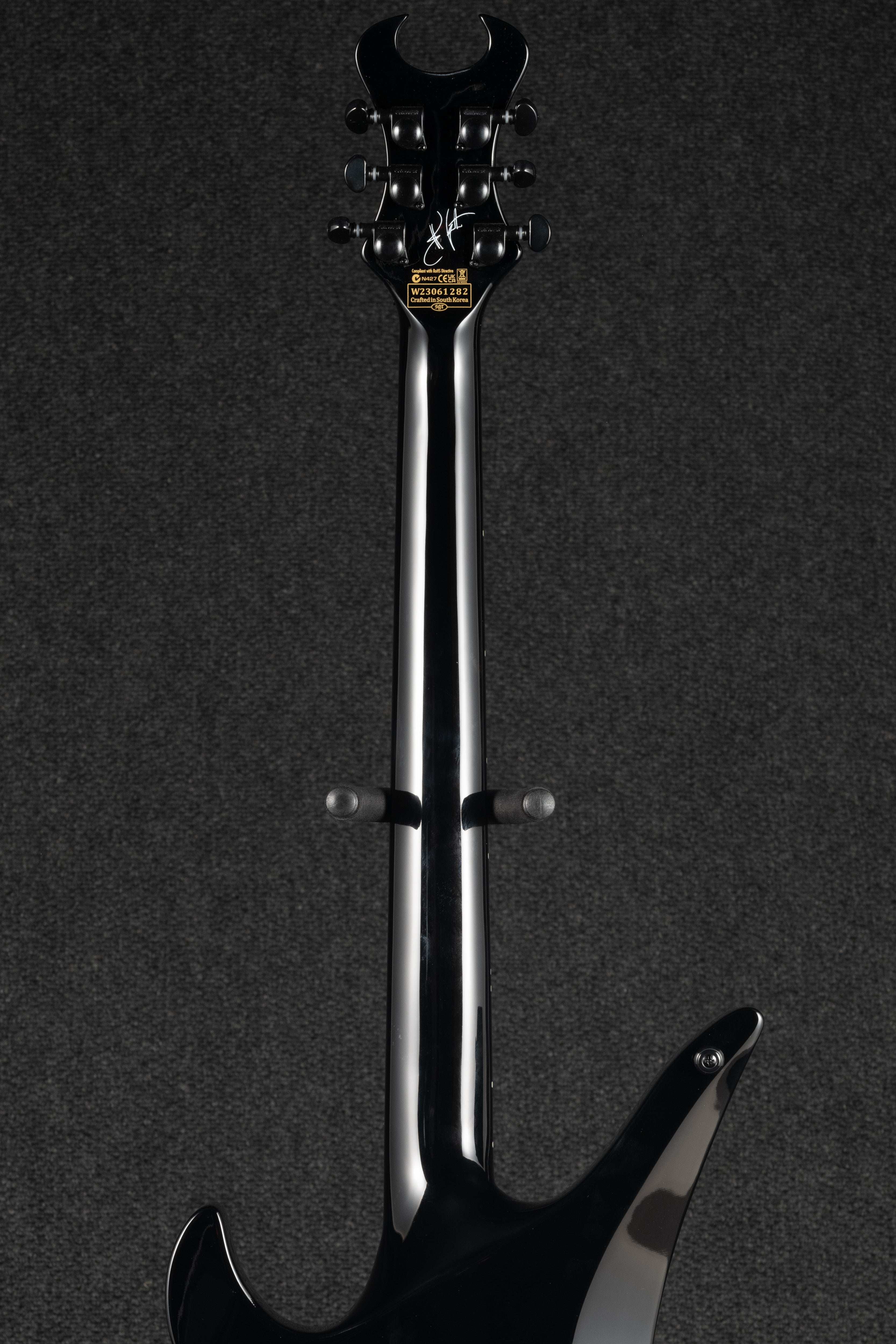 Synyster Custom - Gloss Black with Silver Pinstripes