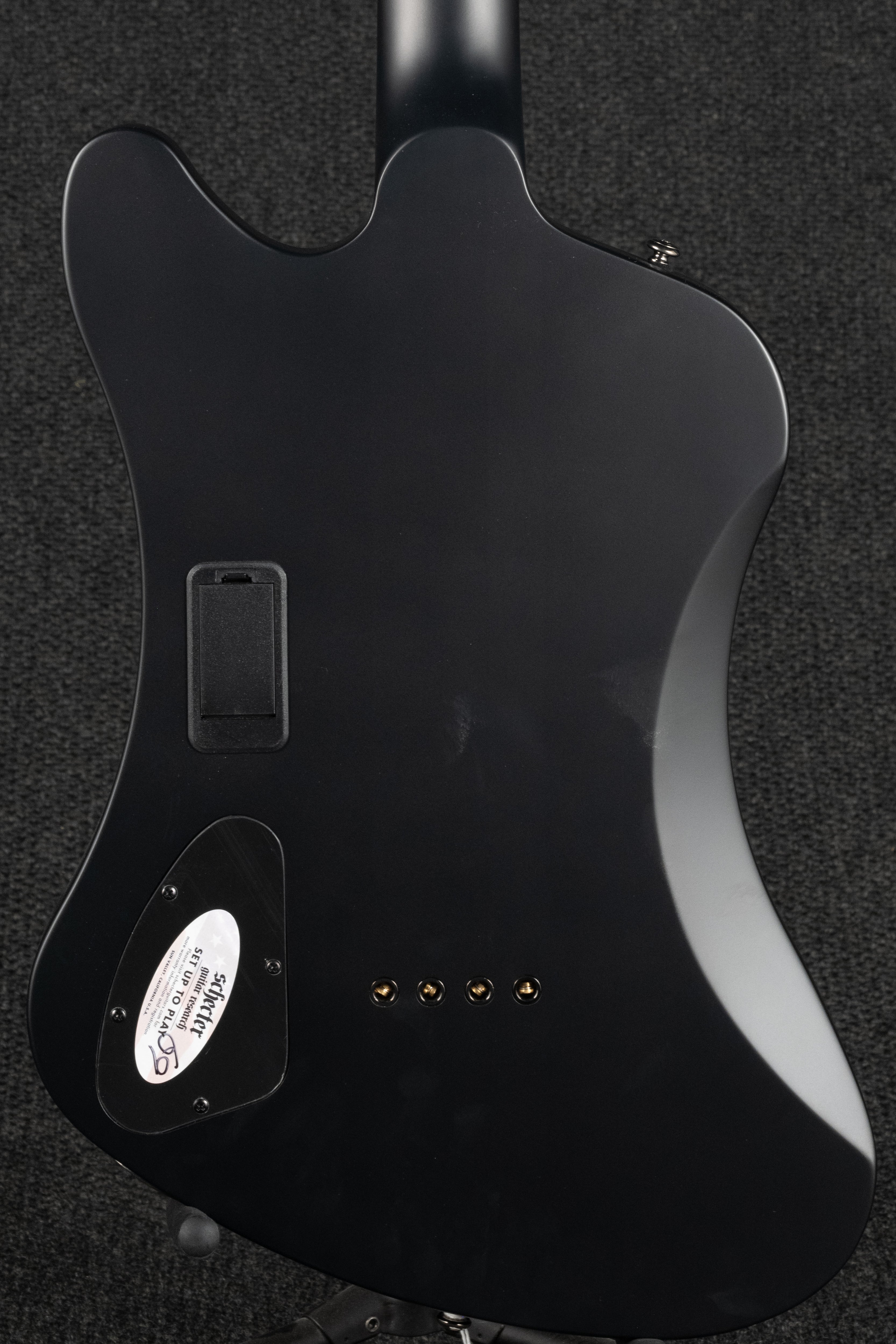 Sixx Bass- Satin Black