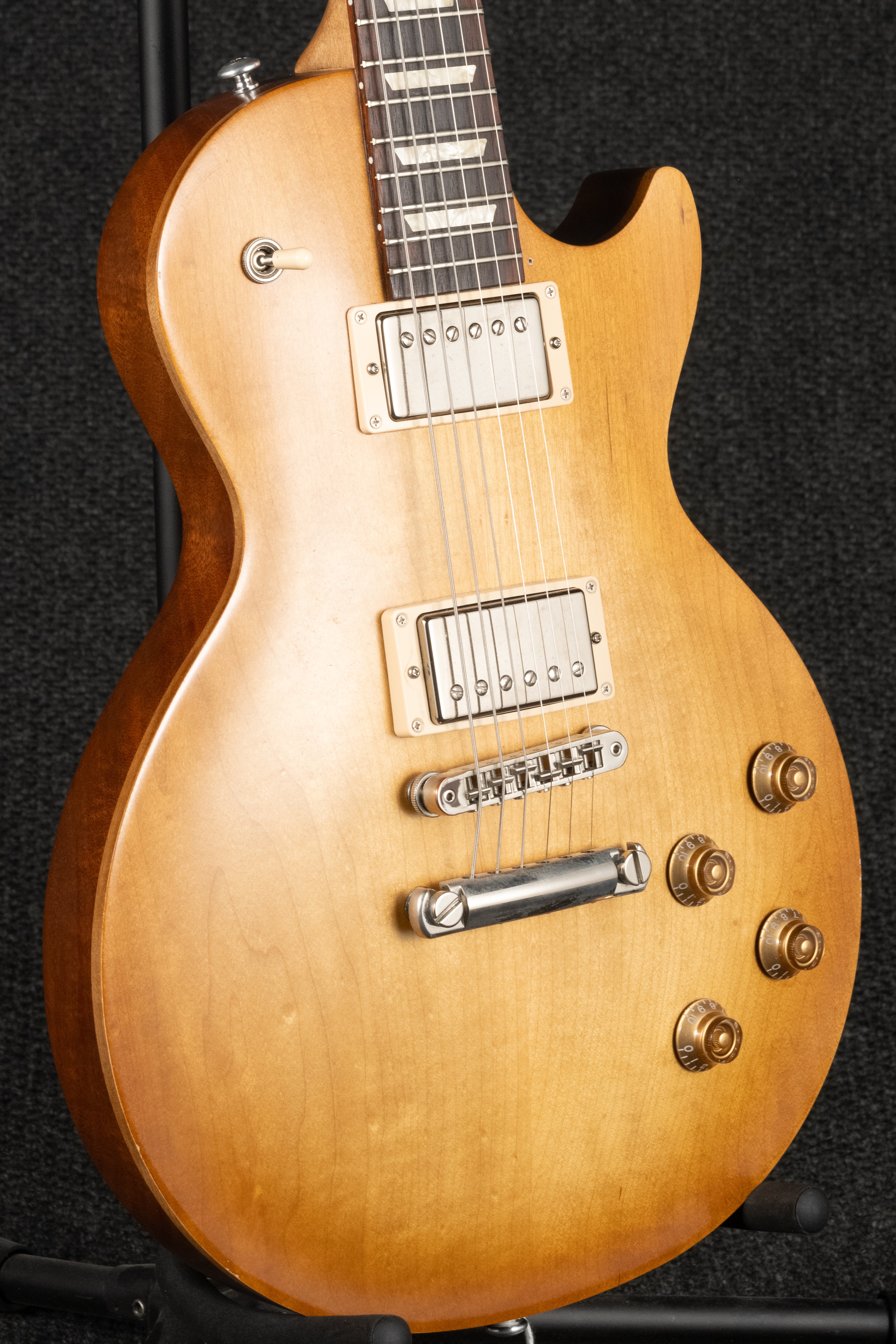 Les Paul Tribute - Honey Satin