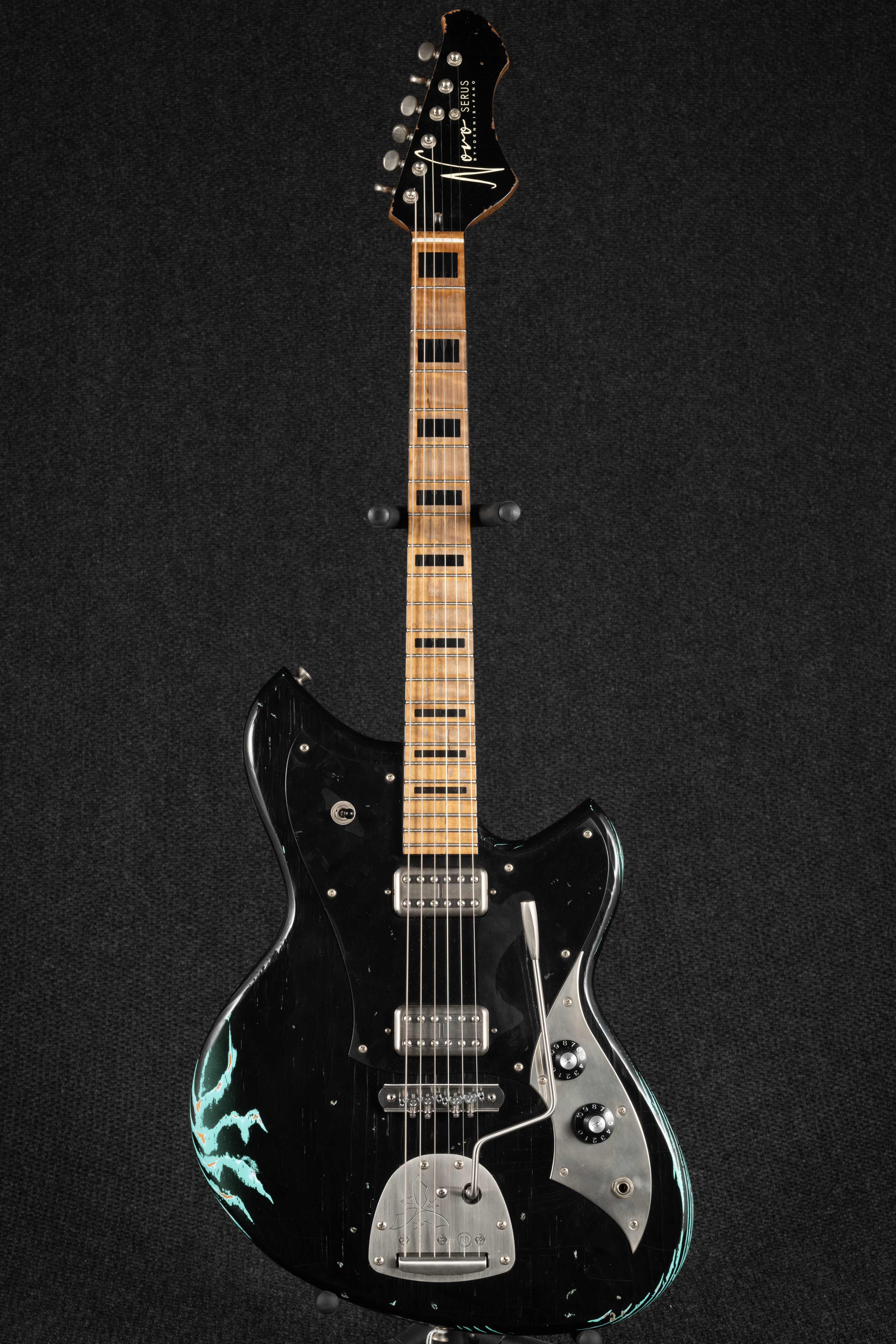 Serus J - Bull Black Over Foam Green