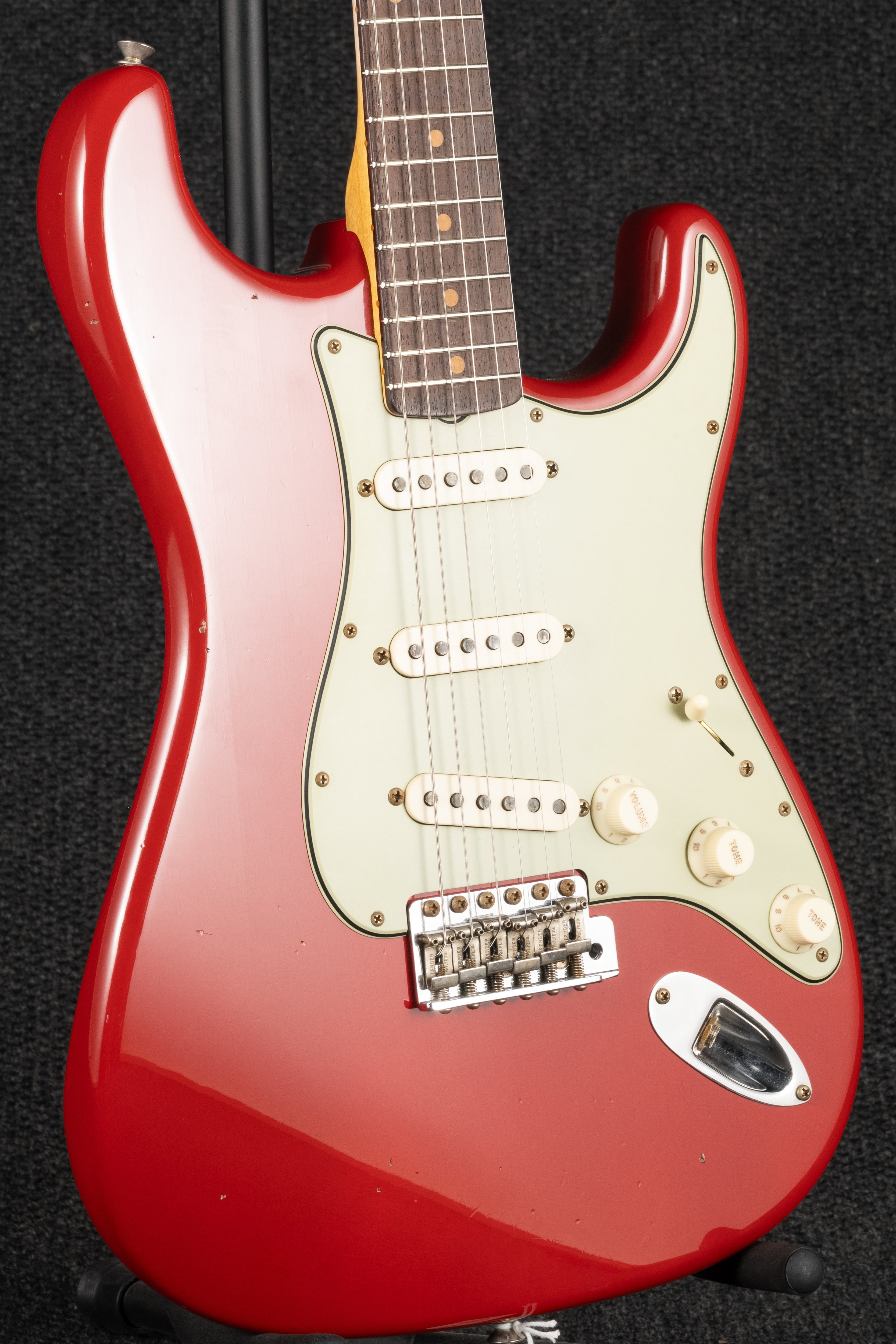 '64 Stratocaster Journeyman Relic - Dakota Red