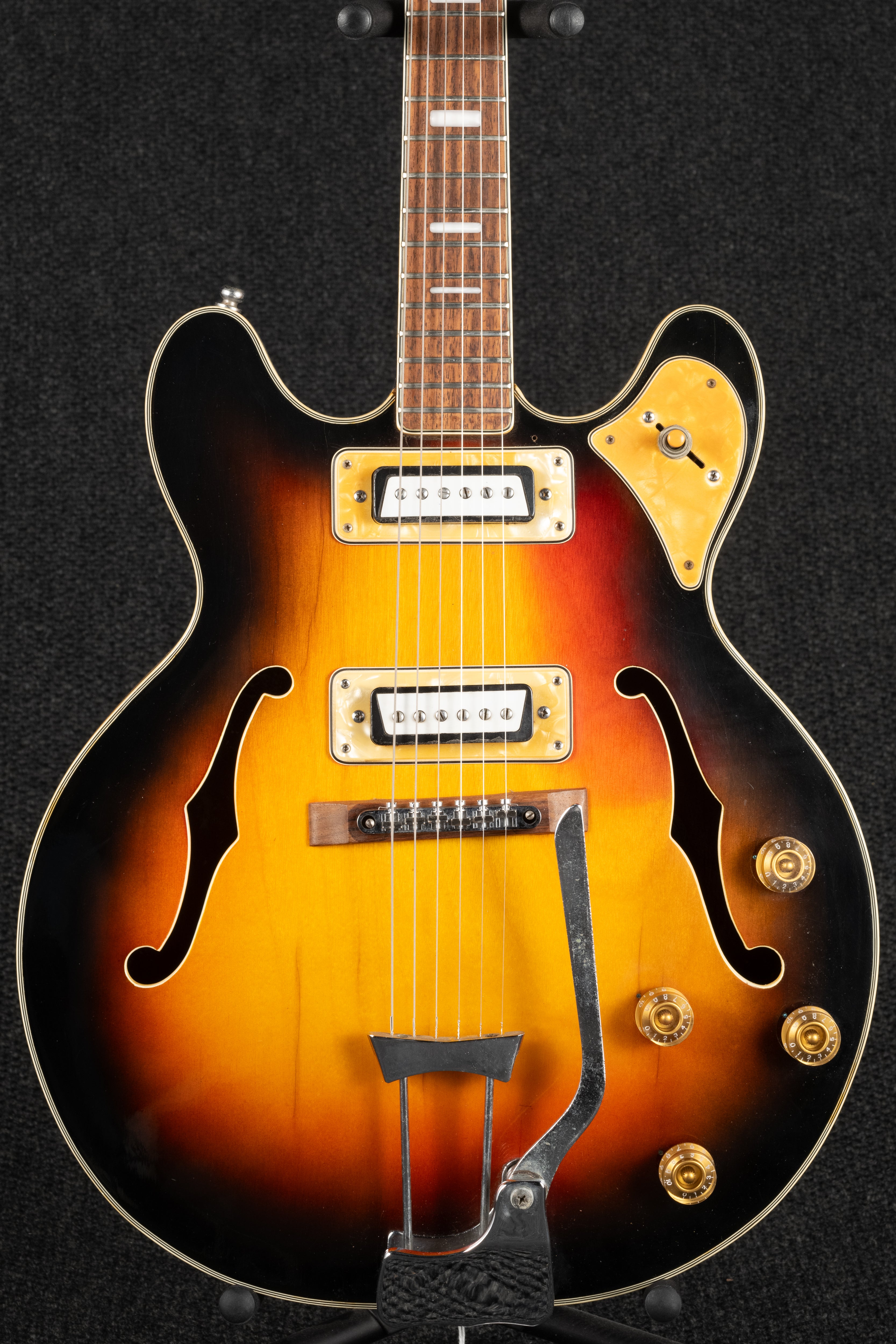 Conqueror Sunburst MIJ