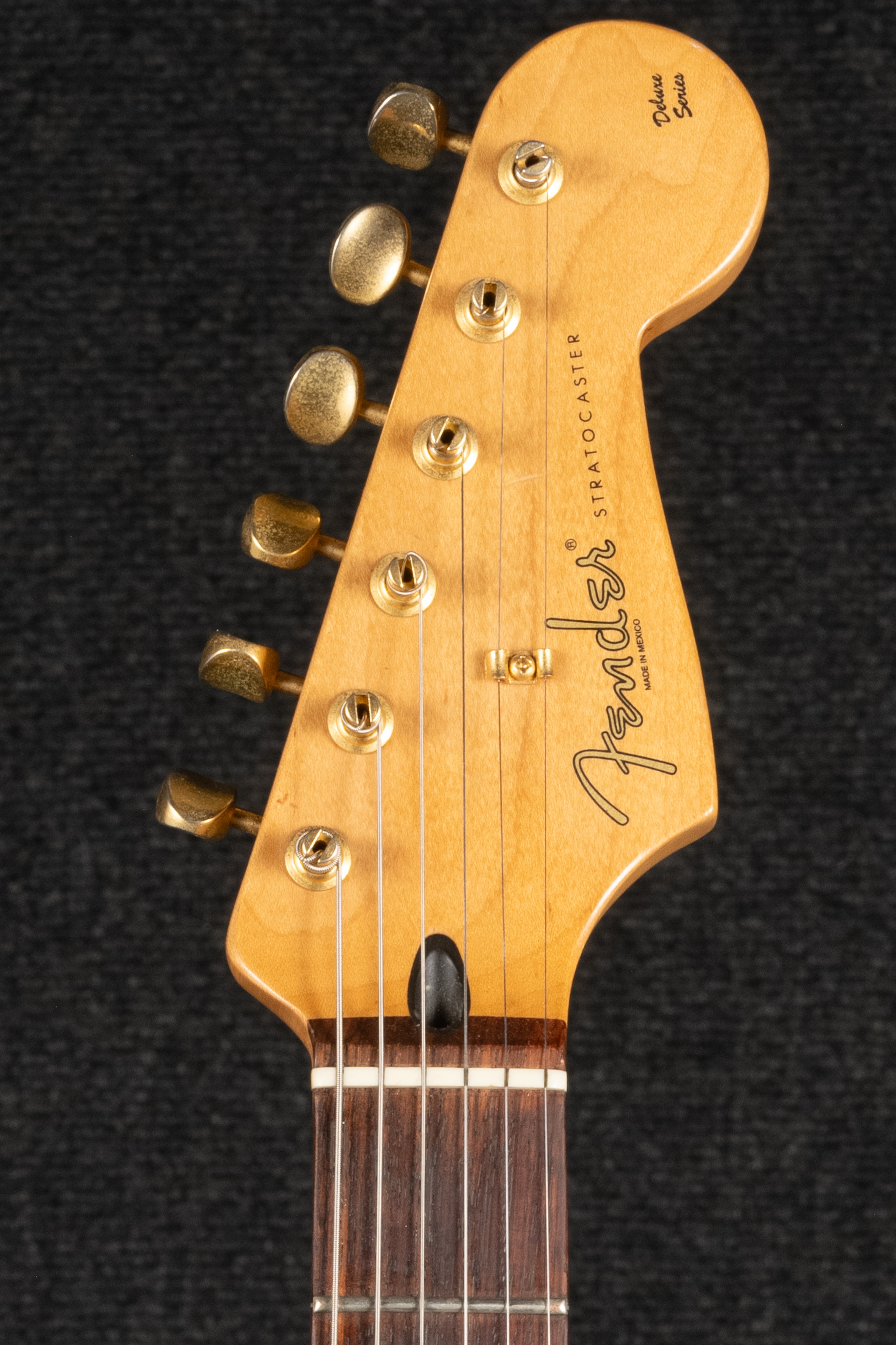 Stratocaster Deluxe MIM - Sunburst