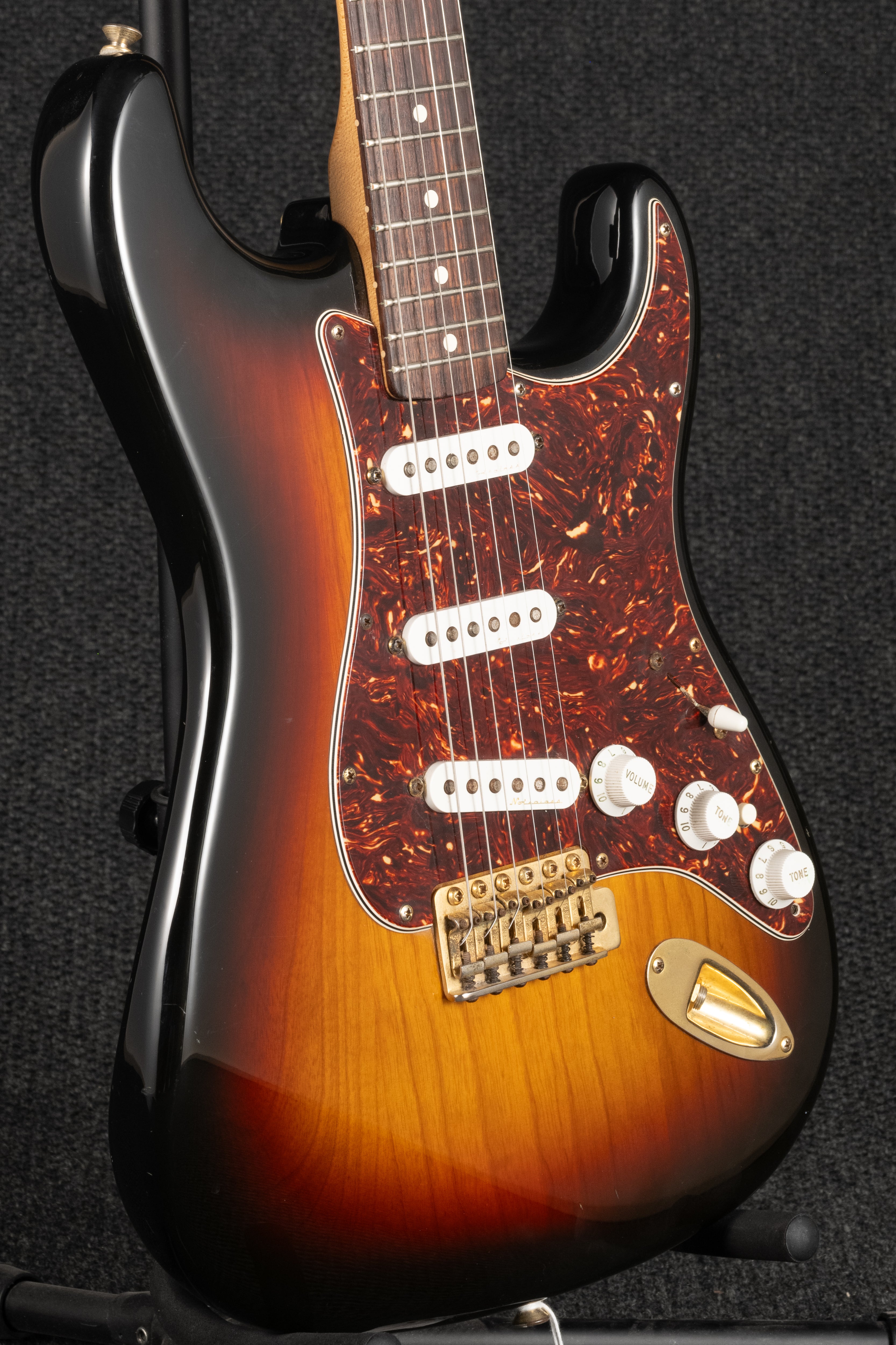 Stratocaster Deluxe MIM - Sunburst