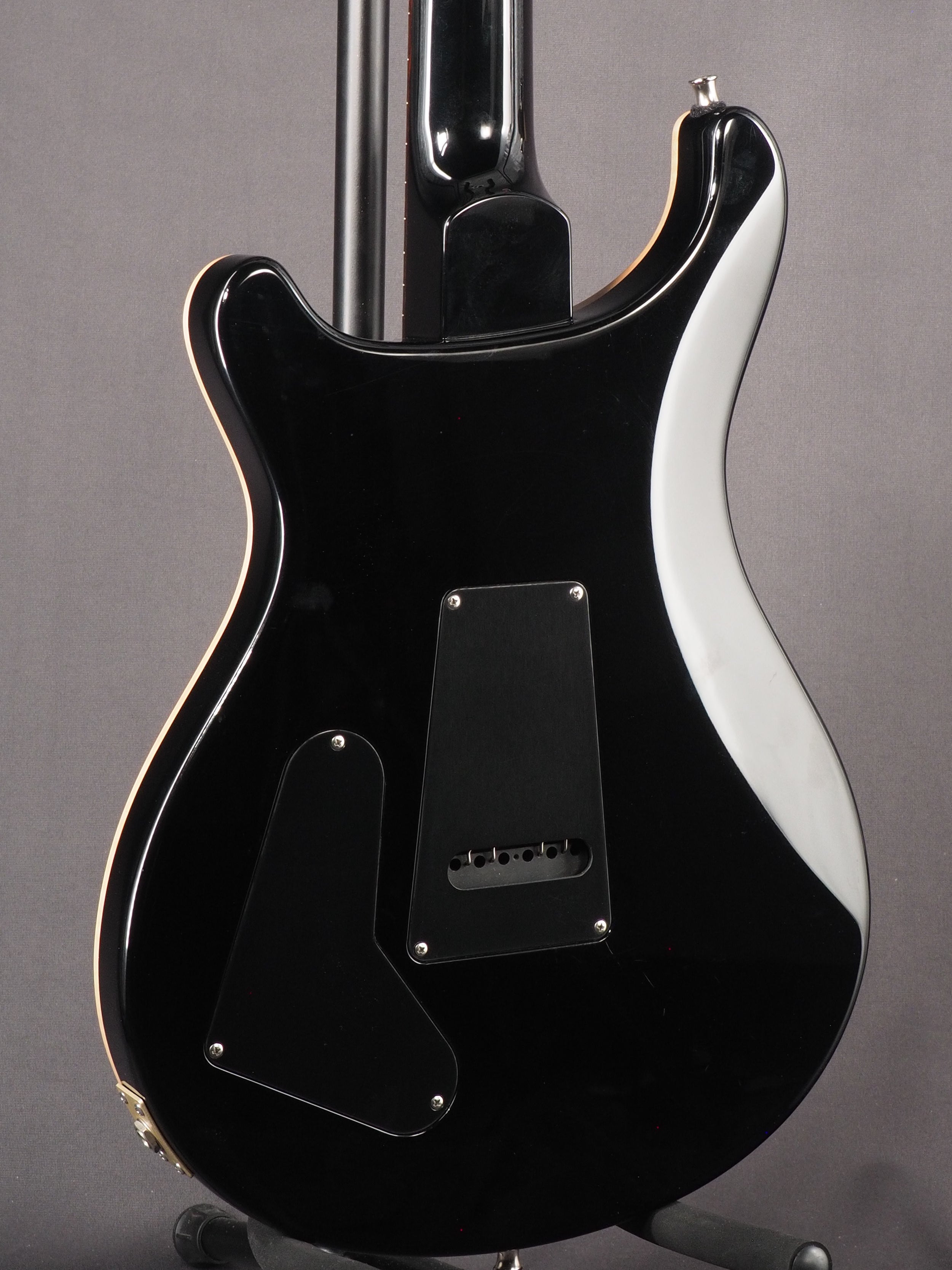 Custom 22 10 Top - Charcoal