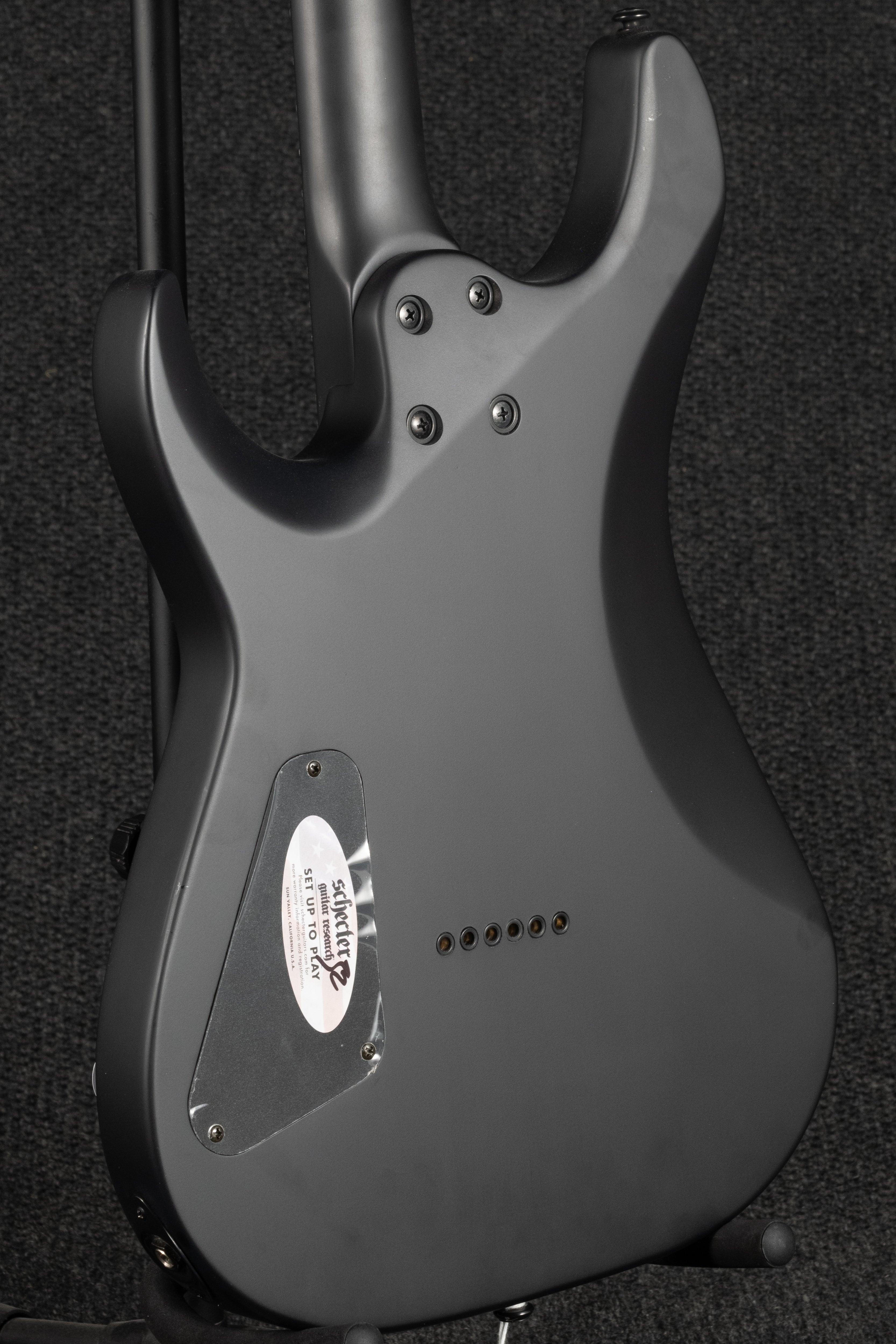 Damien-6 - Satin Black