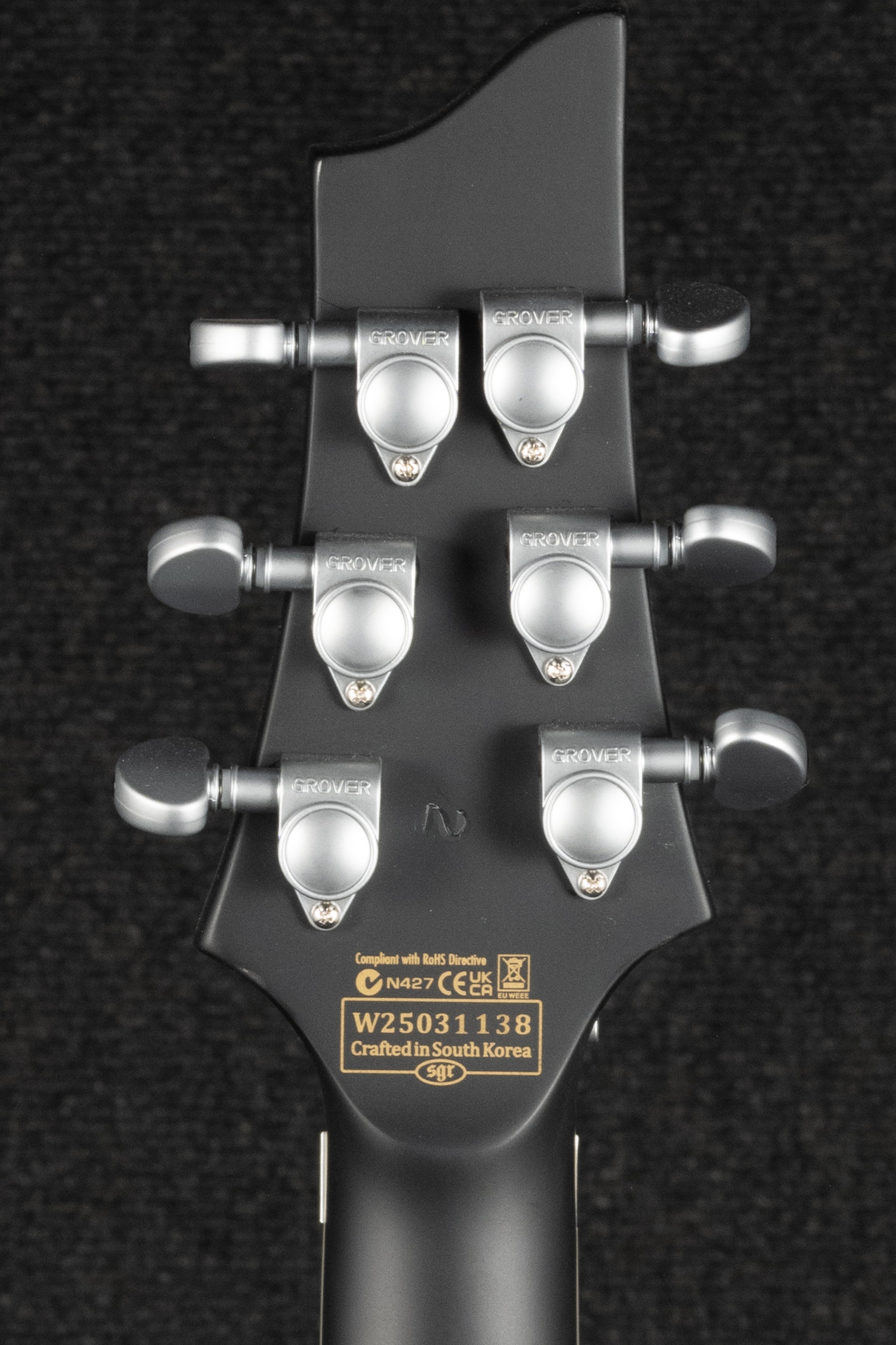 Damien Platinum-6 - Satin Black