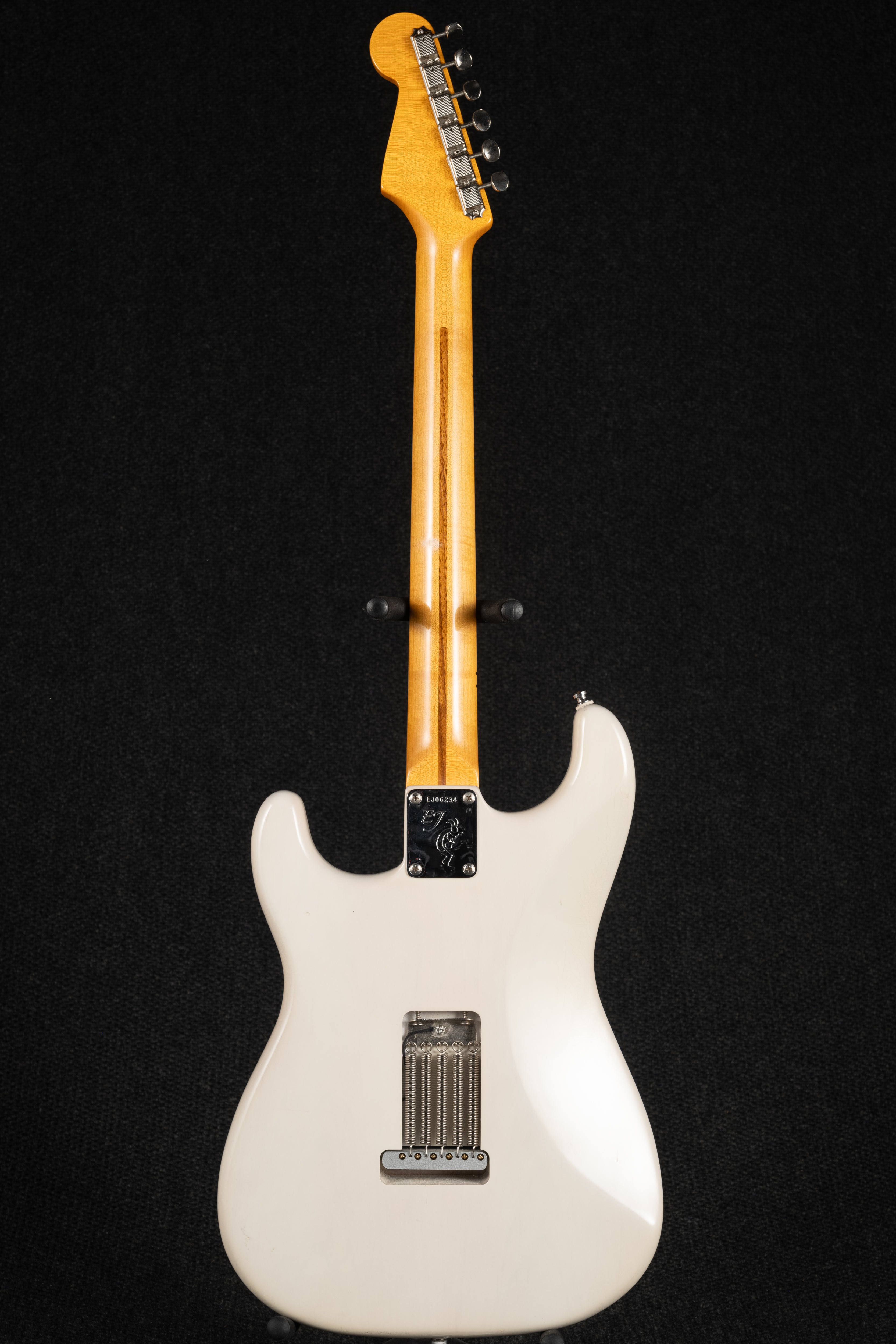 Eric Johnson Artist Stratocaster - White Blonde