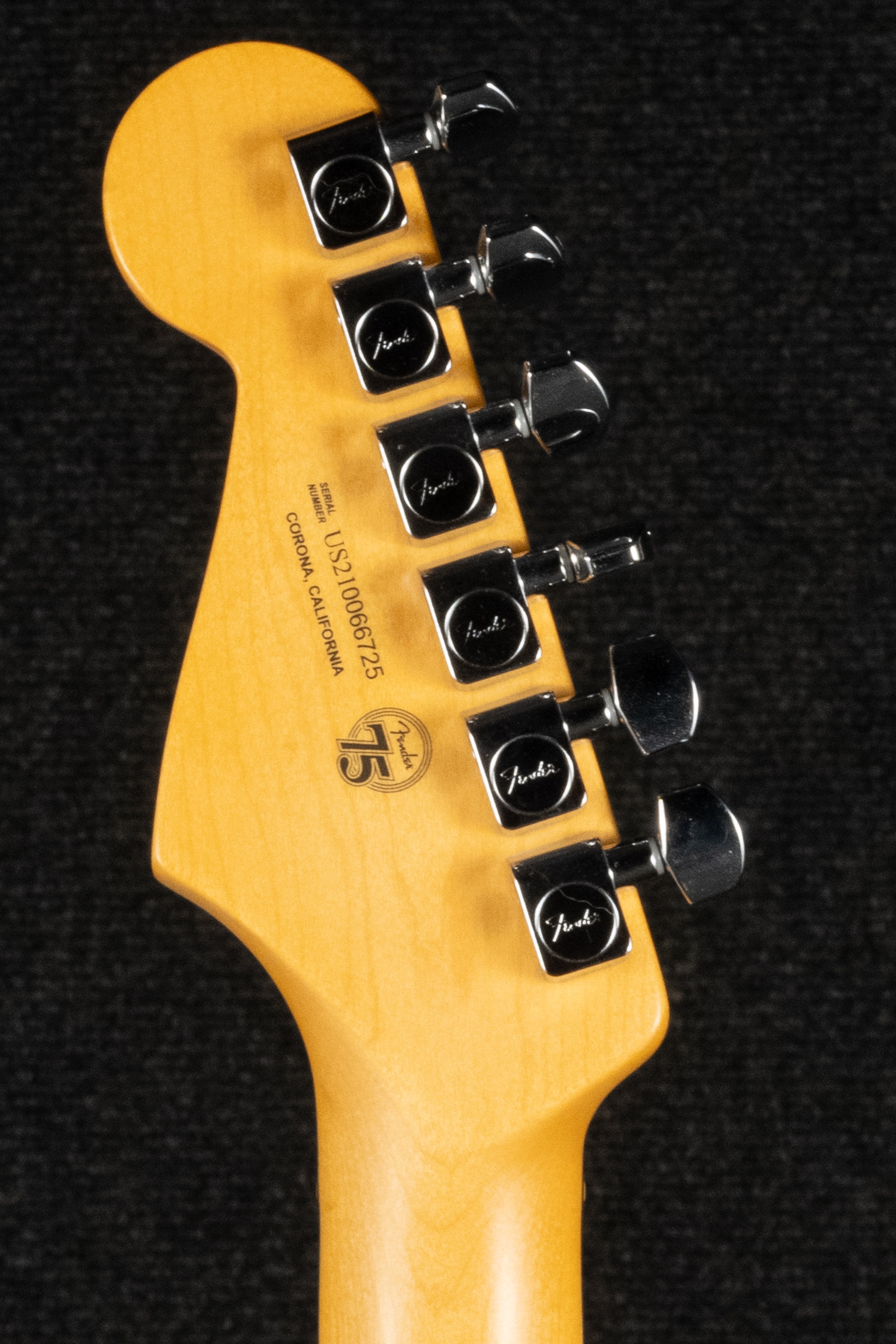 American Professional II Sratocaster - Olympic White