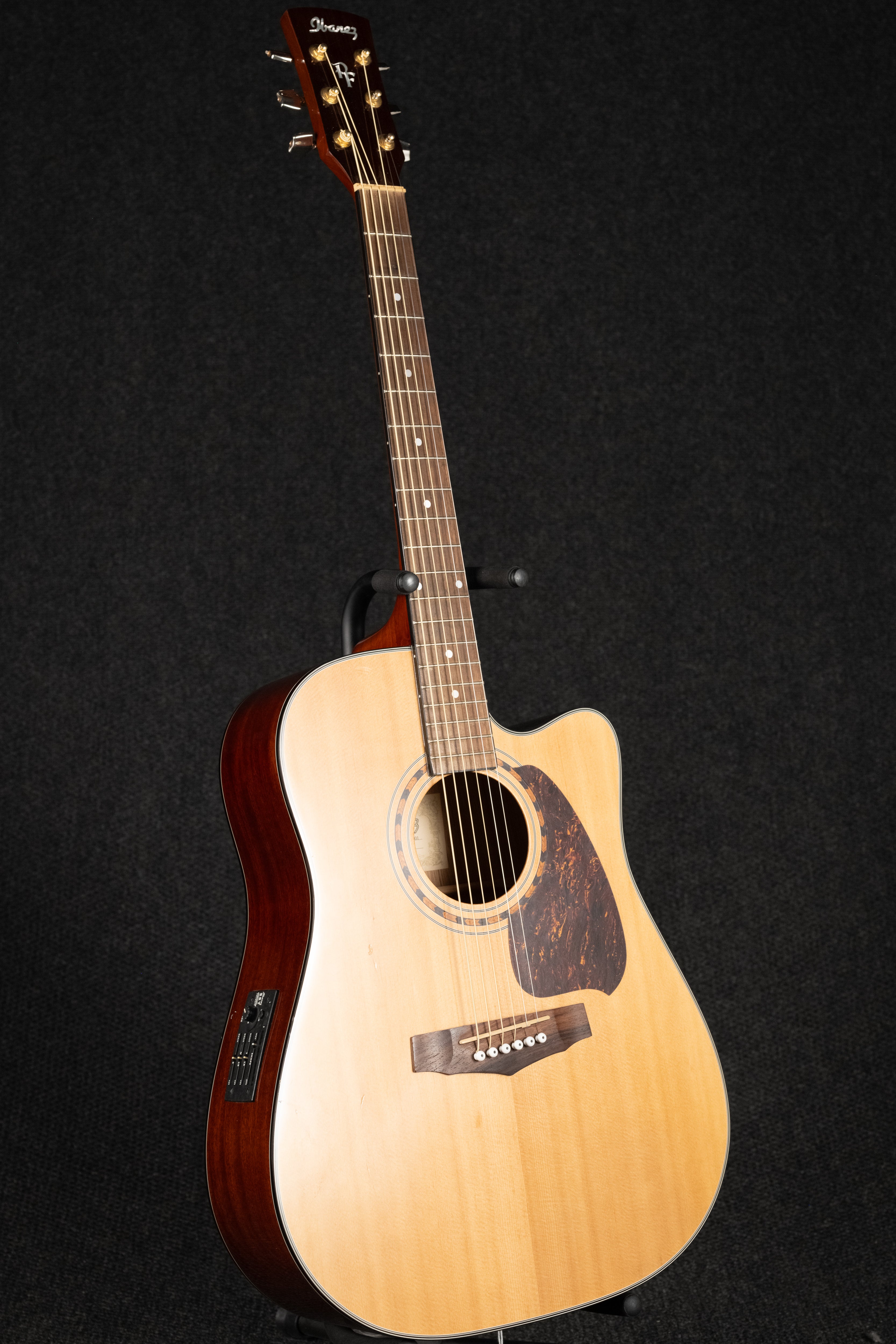 PF5ECE-NT-14-01 Acoustic Guitar