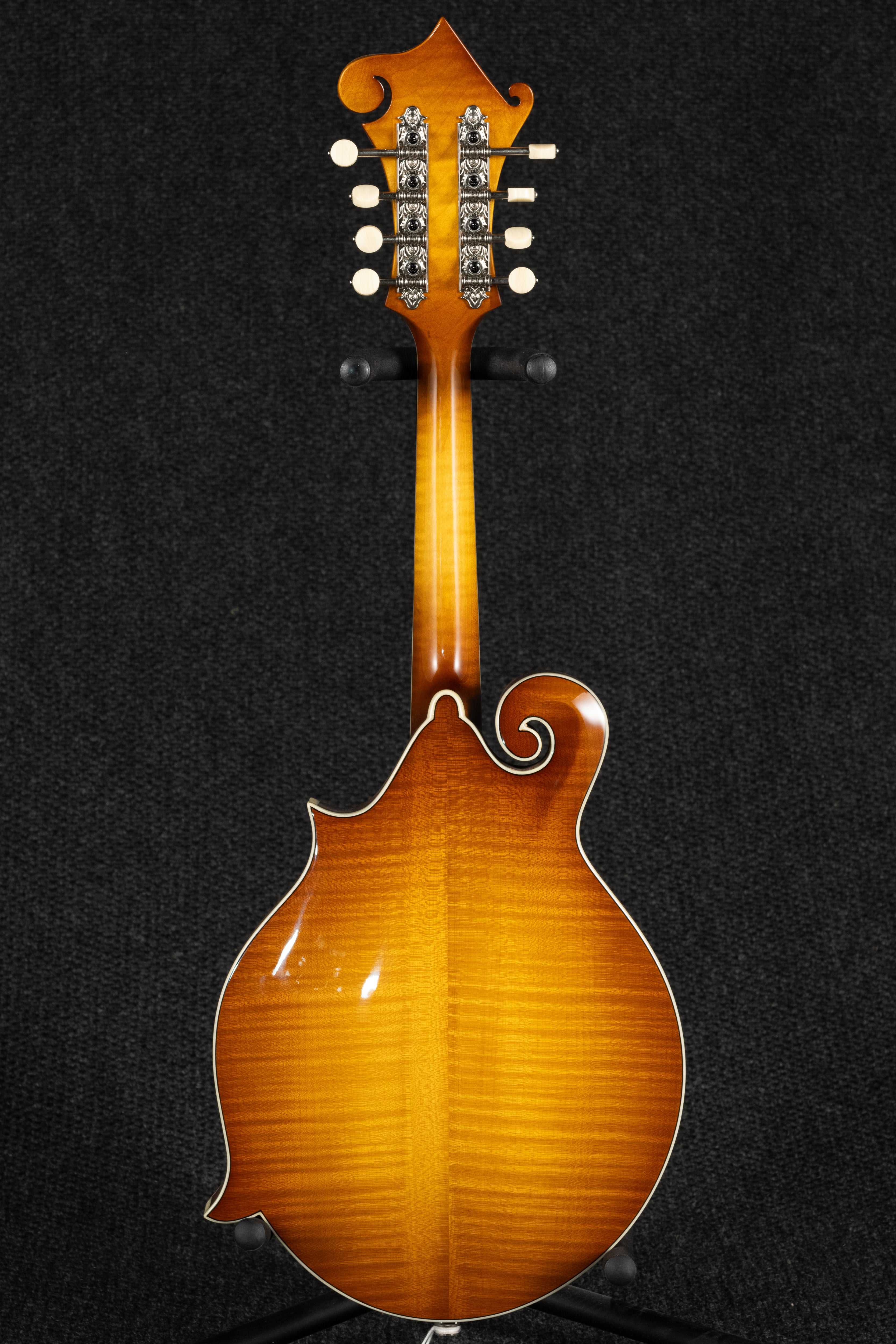 MD615-GB Gold Burst F Mandolin