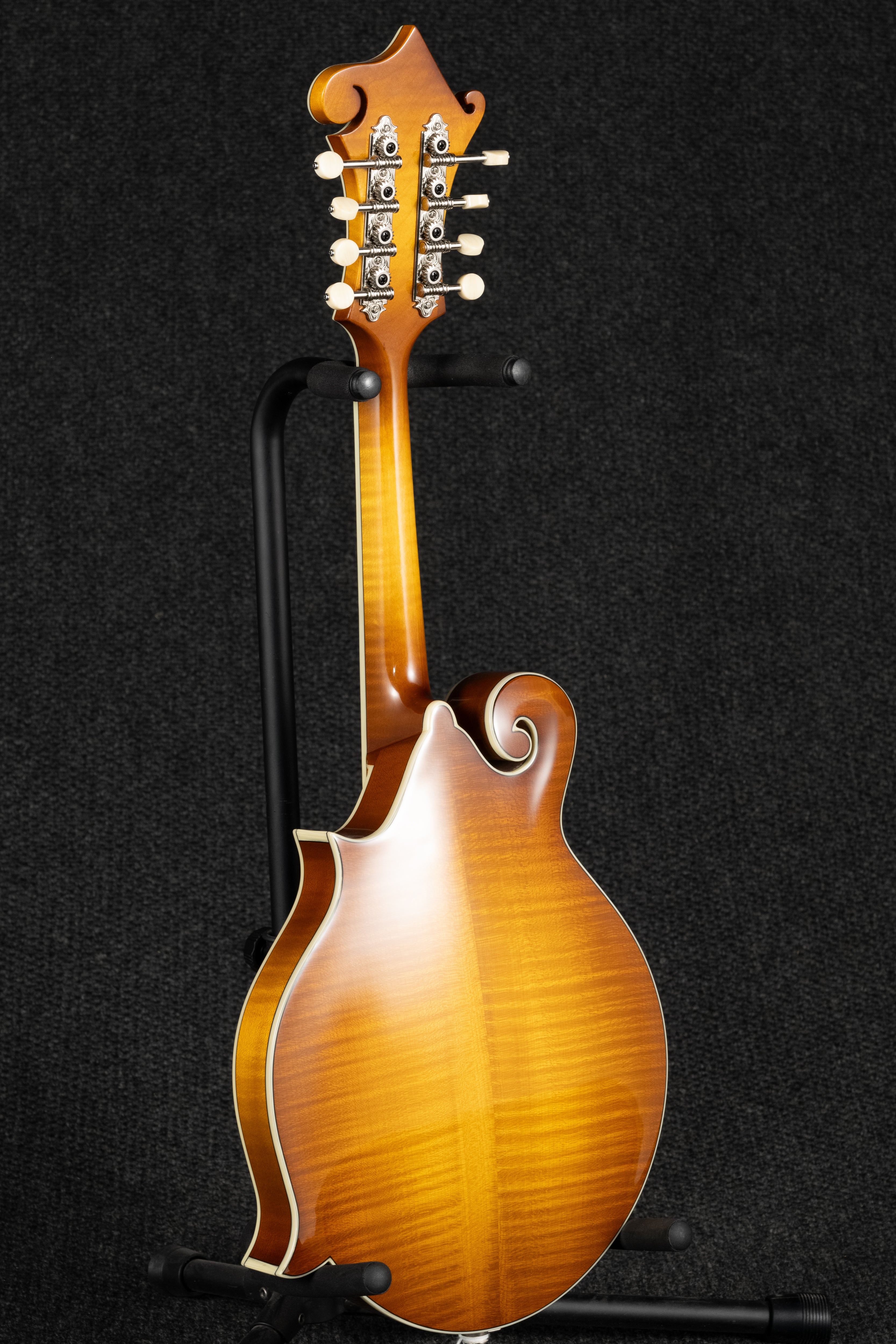 MD615-GB Gold Burst F Mandolin