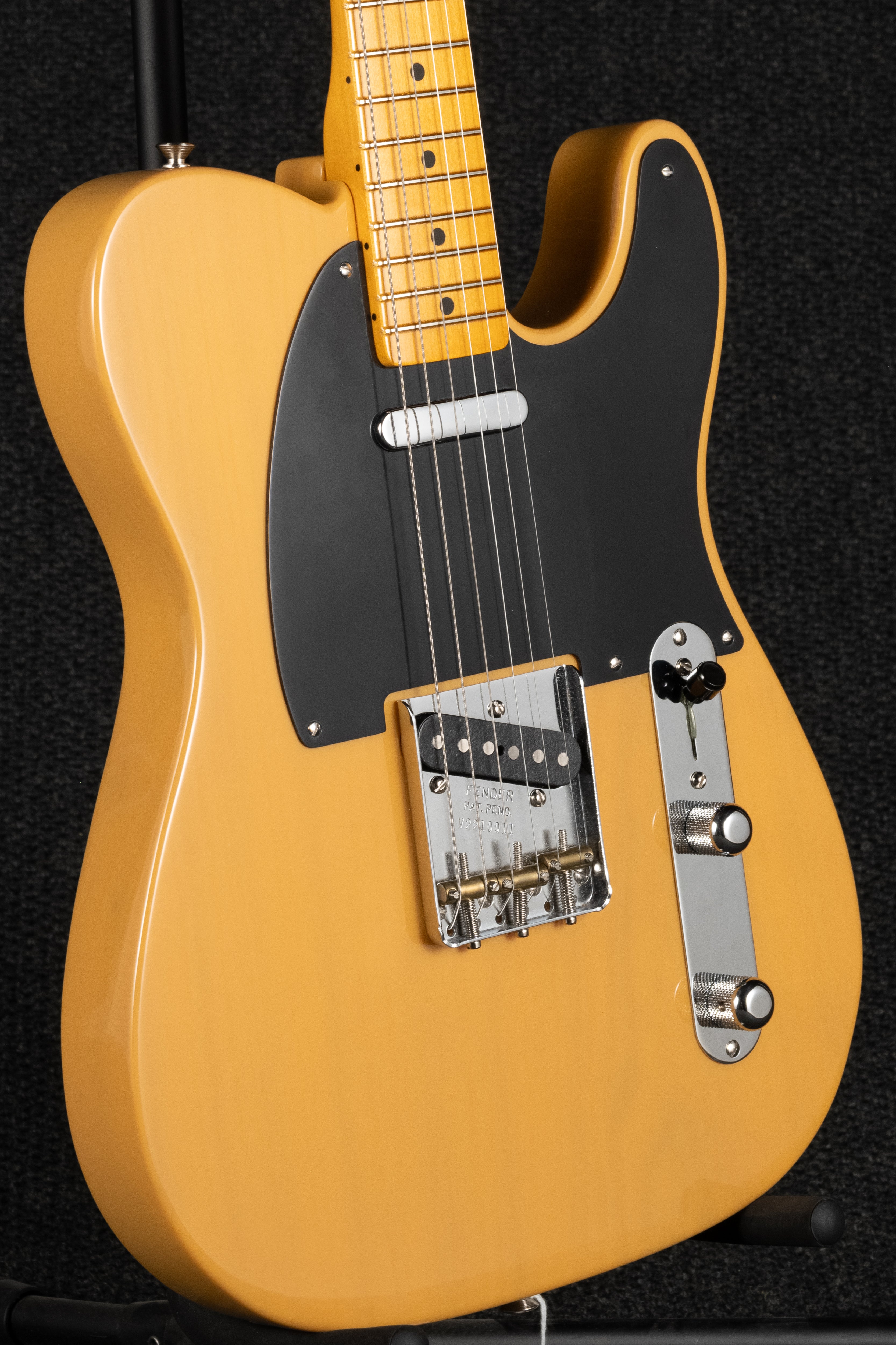 American Vintage II 1951 Telecaster - Butterscotch Blonde