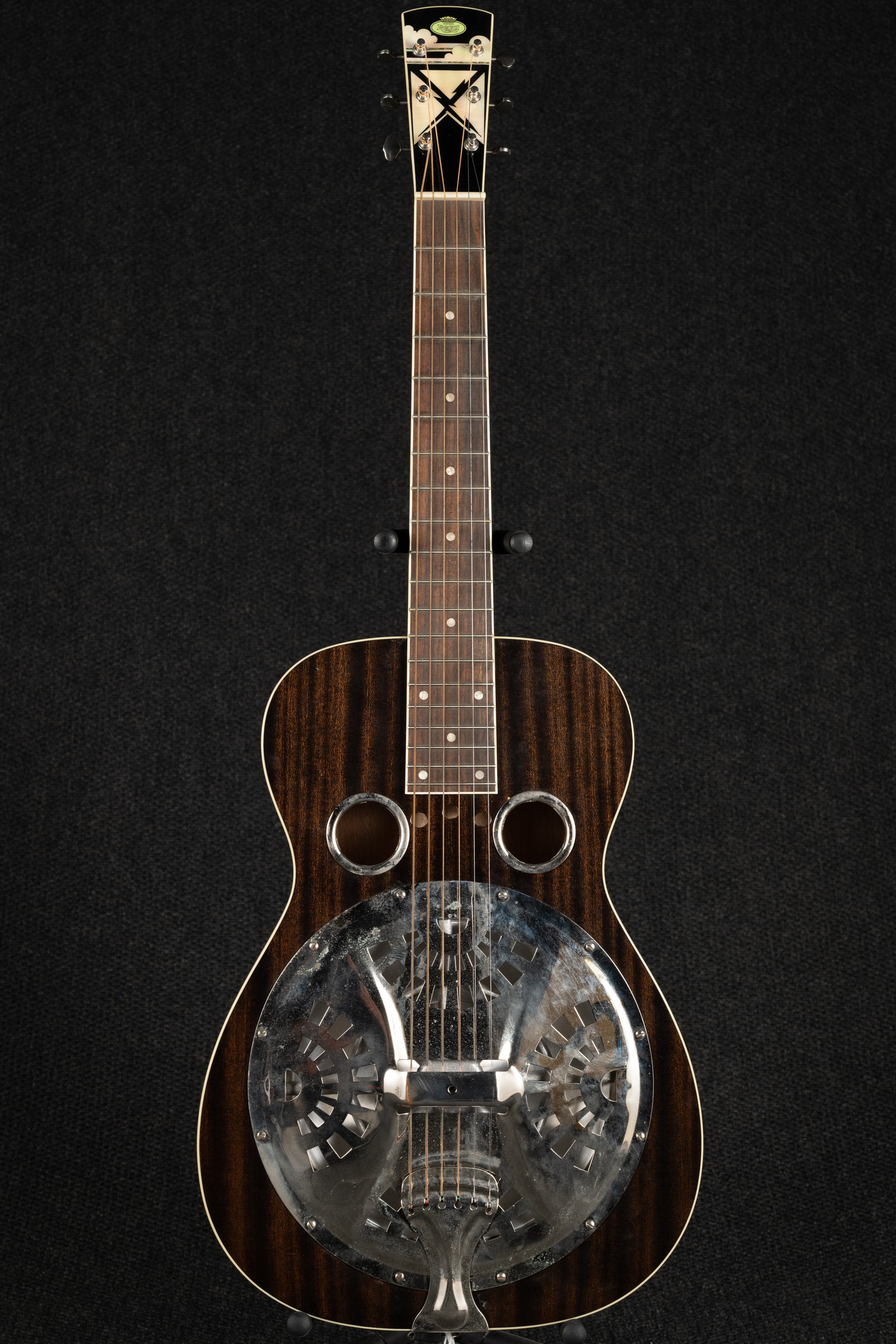 RD-52 Square Neck - Black Lightning
