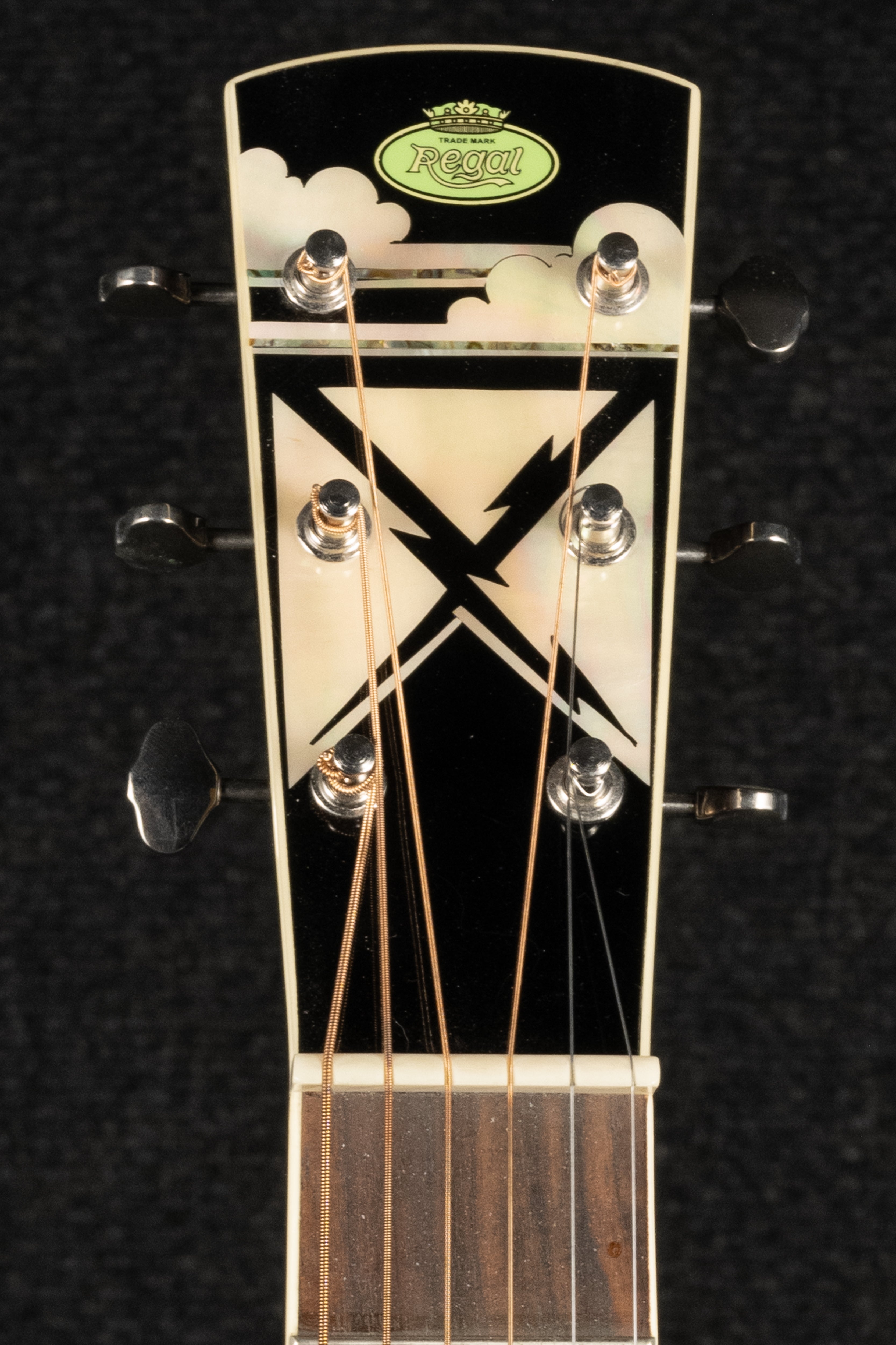 RD-52 Square Neck - Black Lightning