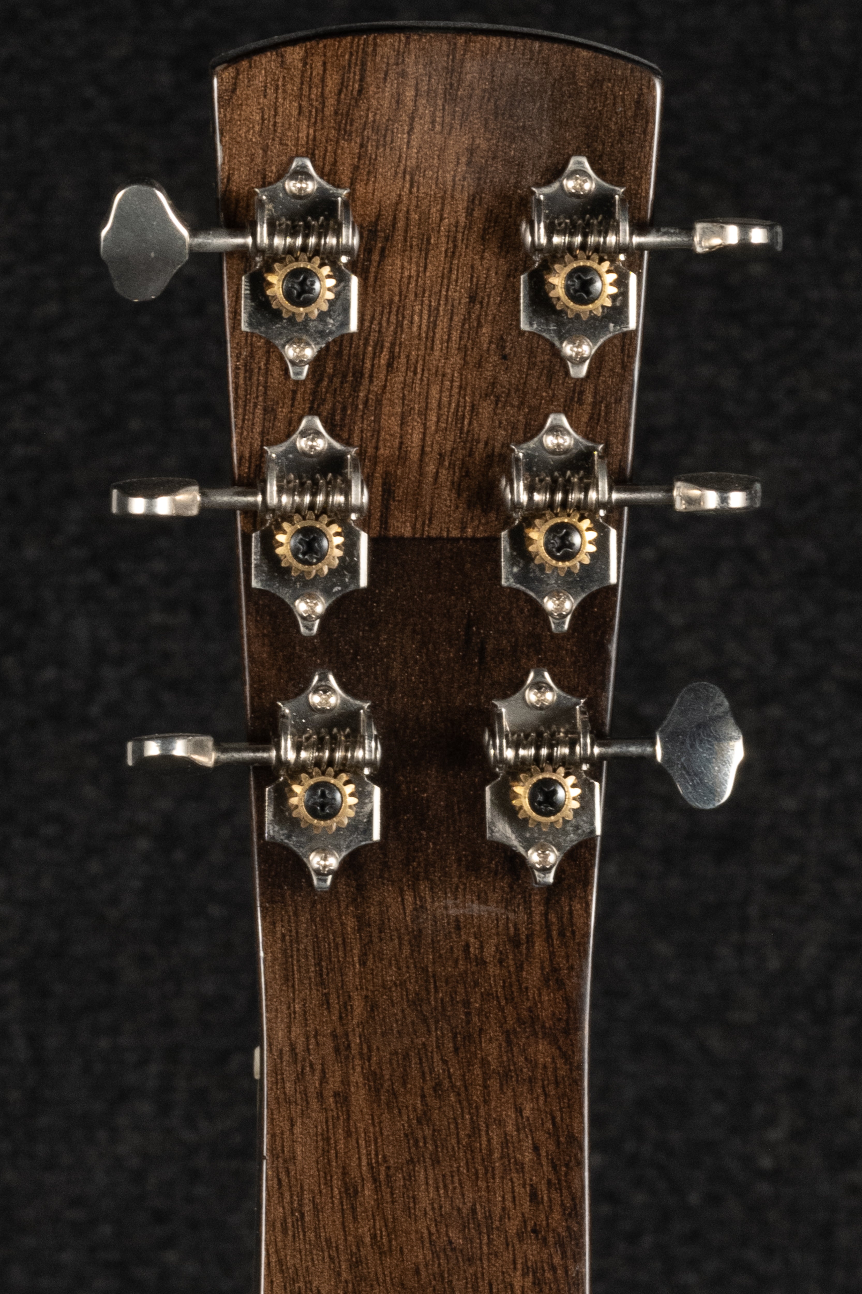 RD-52 Square Neck - Black Lightning