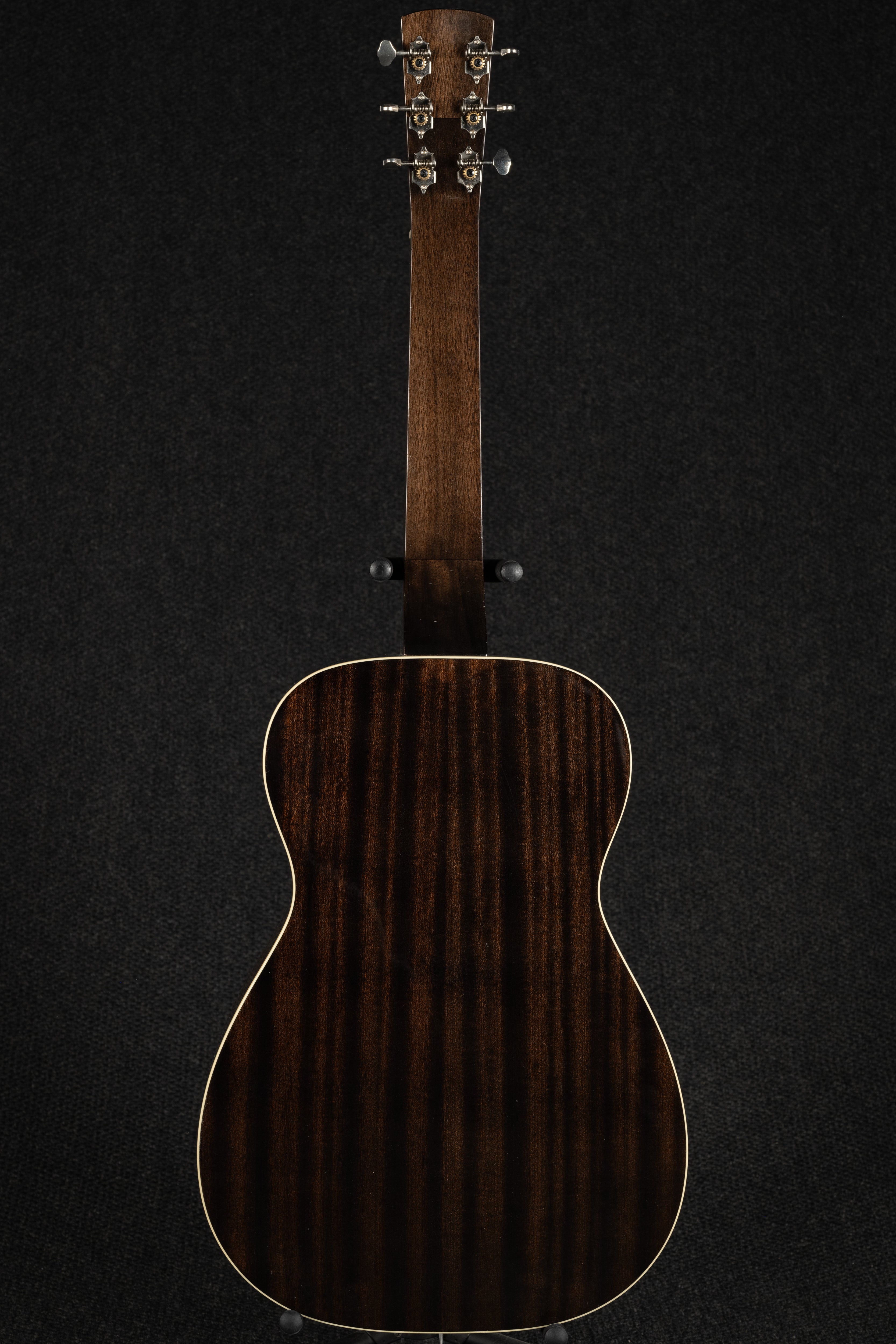 RD-52 Square Neck - Black Lightning