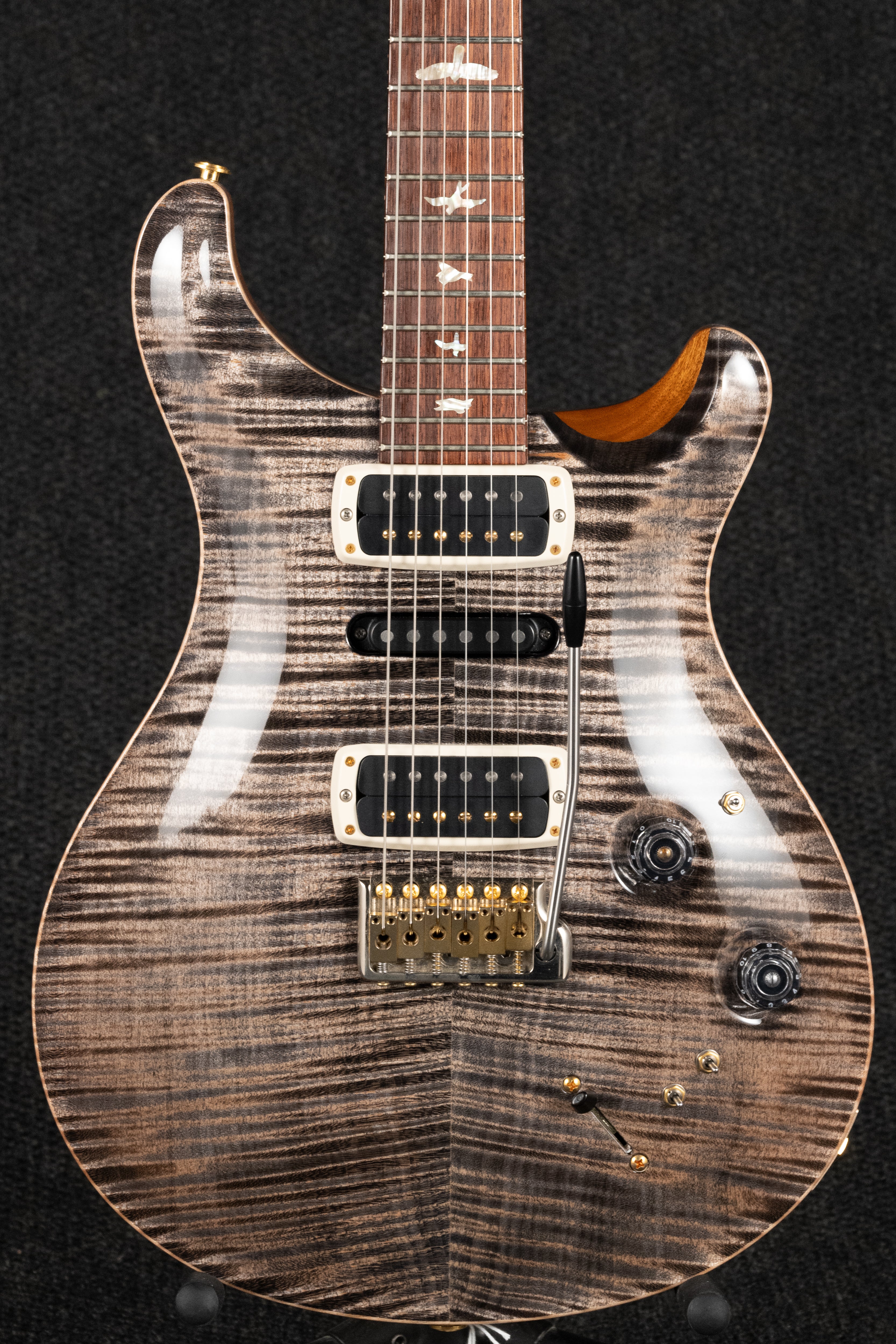 Eagle V "Experience 2020" Model - Charcoal