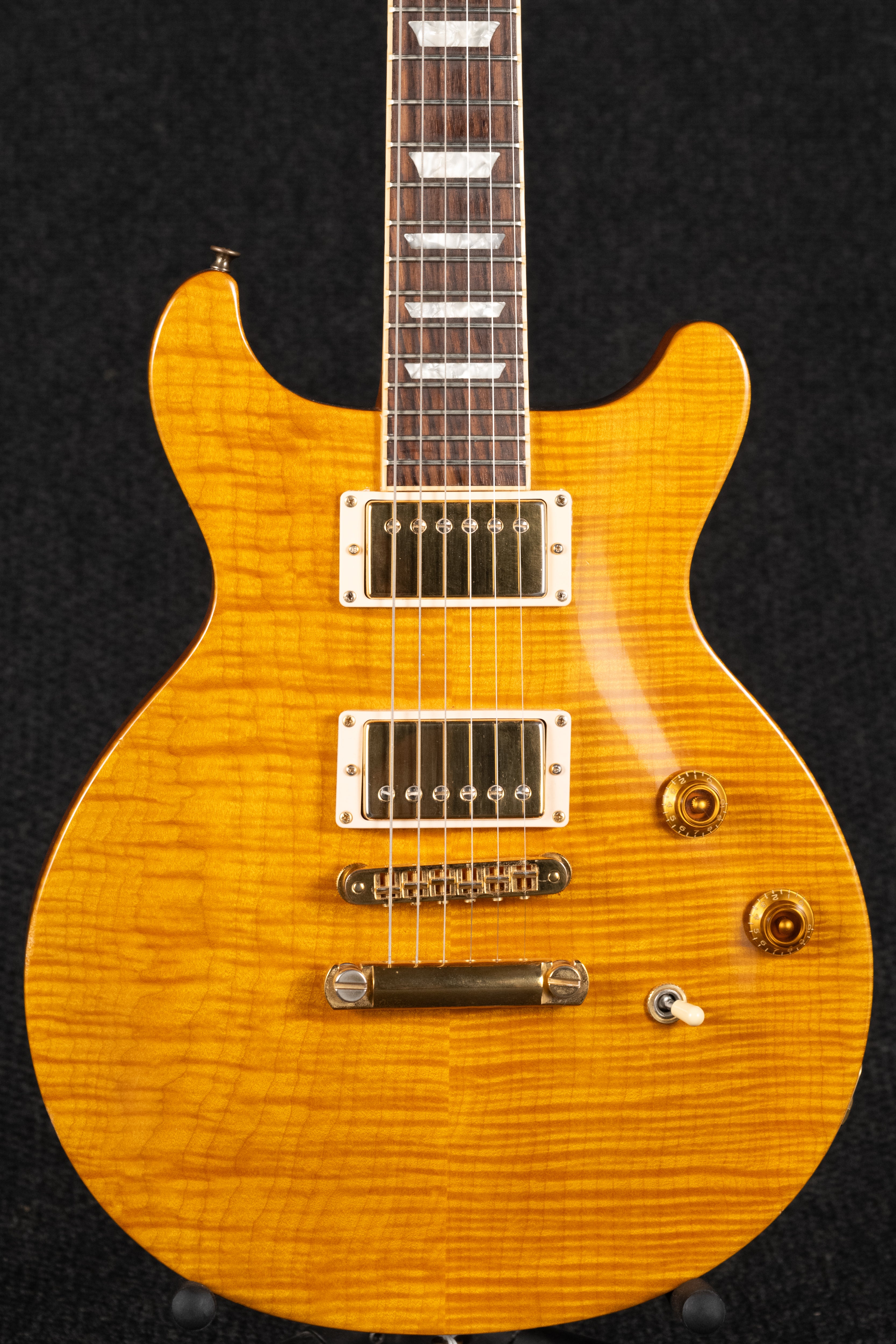 Double Cut Les Paul - Amber