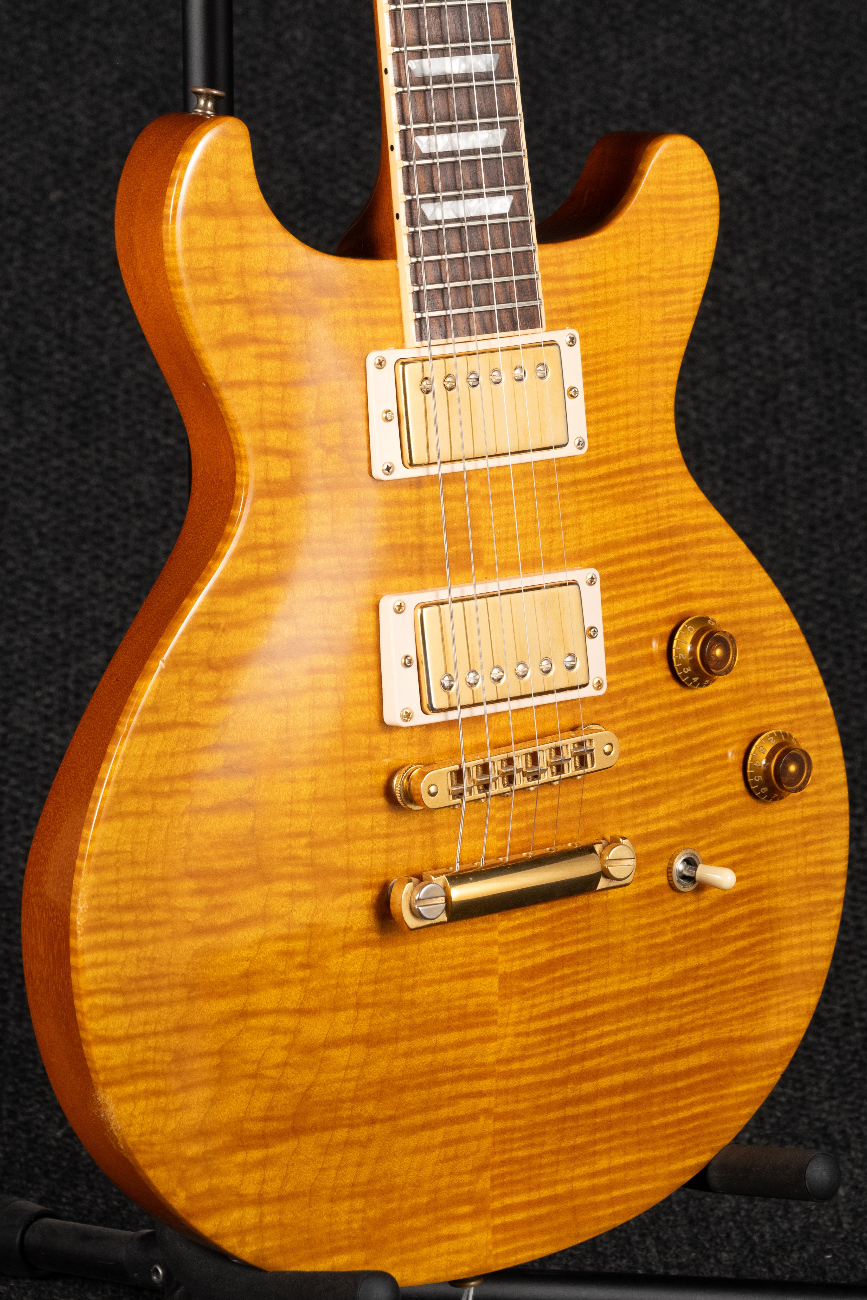 Double Cut Les Paul - Amber